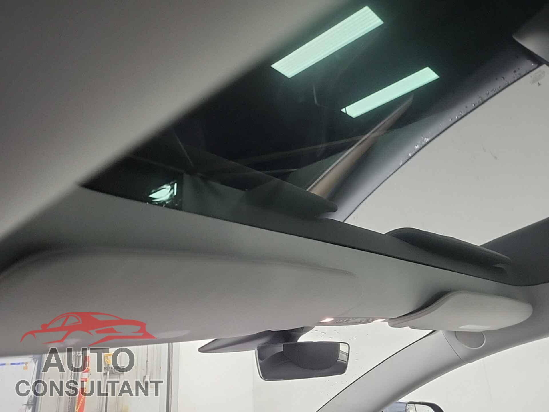 TESLA MODEL 3 2022 - 5YJ3E1EB3NF163068