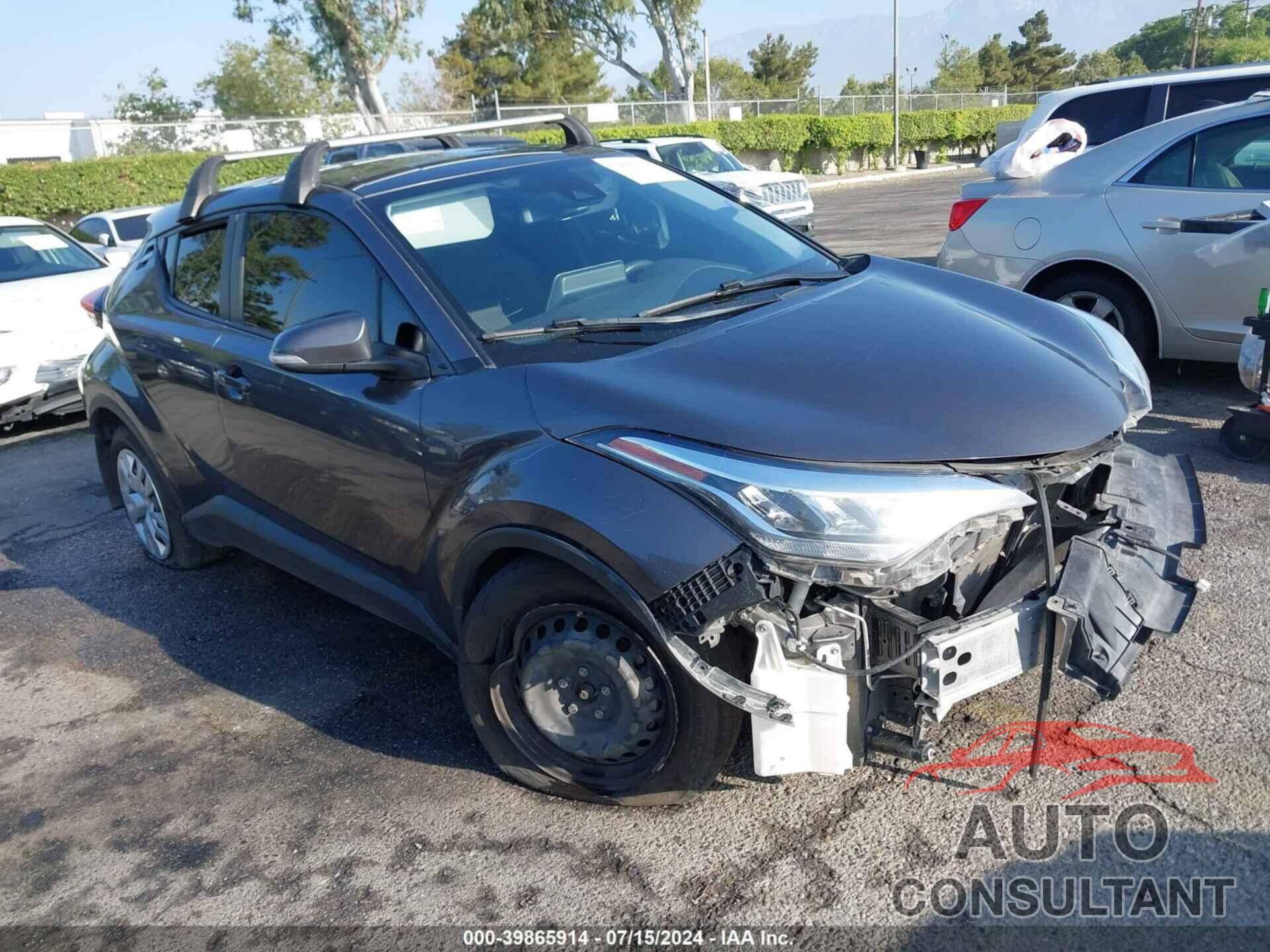 TOYOTA C-HR 2021 - JTNKHMBX1M1120534