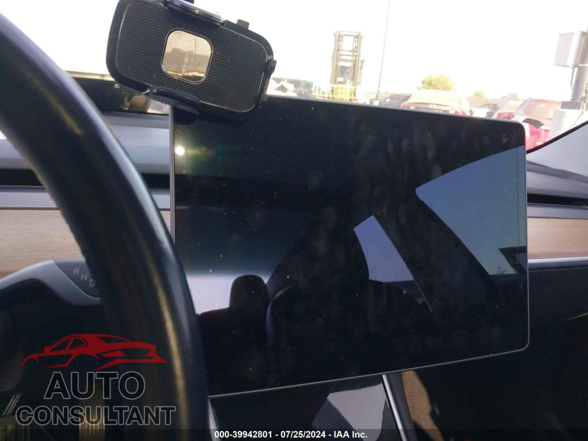 TESLA MODEL 3 2017 - 5YJ3E1EA0HF000728