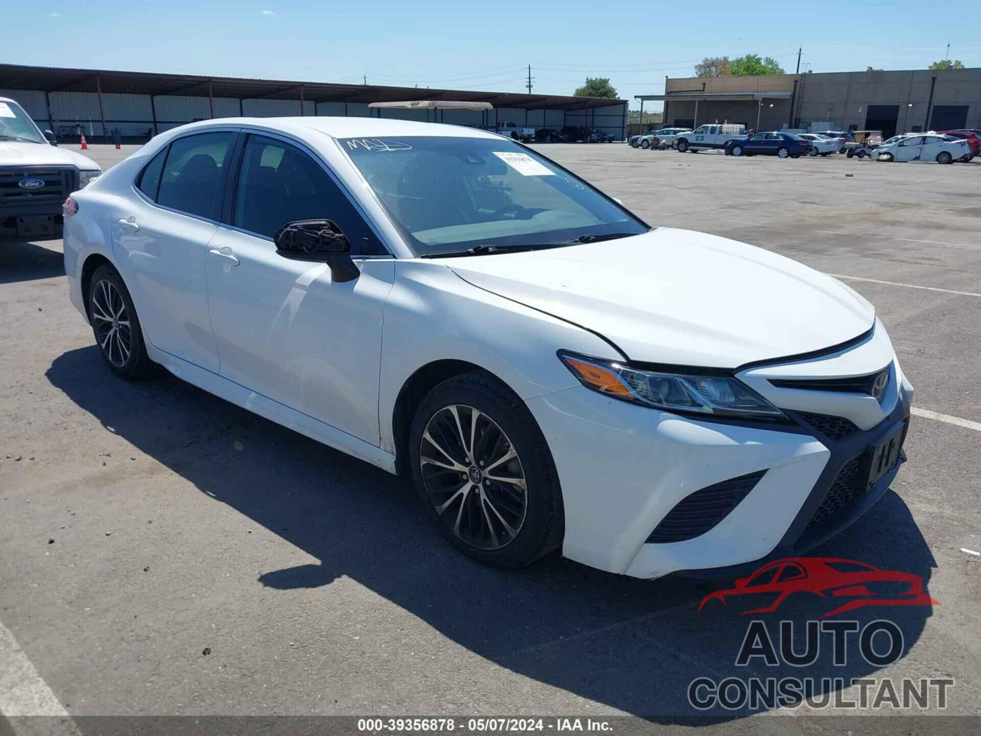 TOYOTA CAMRY 2019 - 4T1B11HK2KU184589