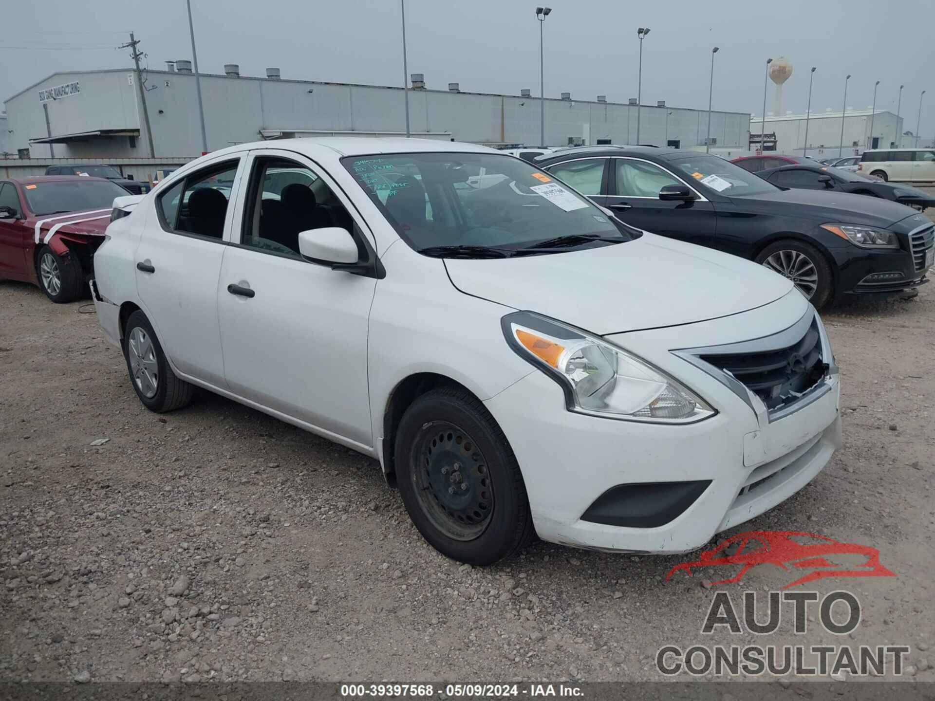 NISSAN VERSA 2017 - 3N1CN7AP1HL870926