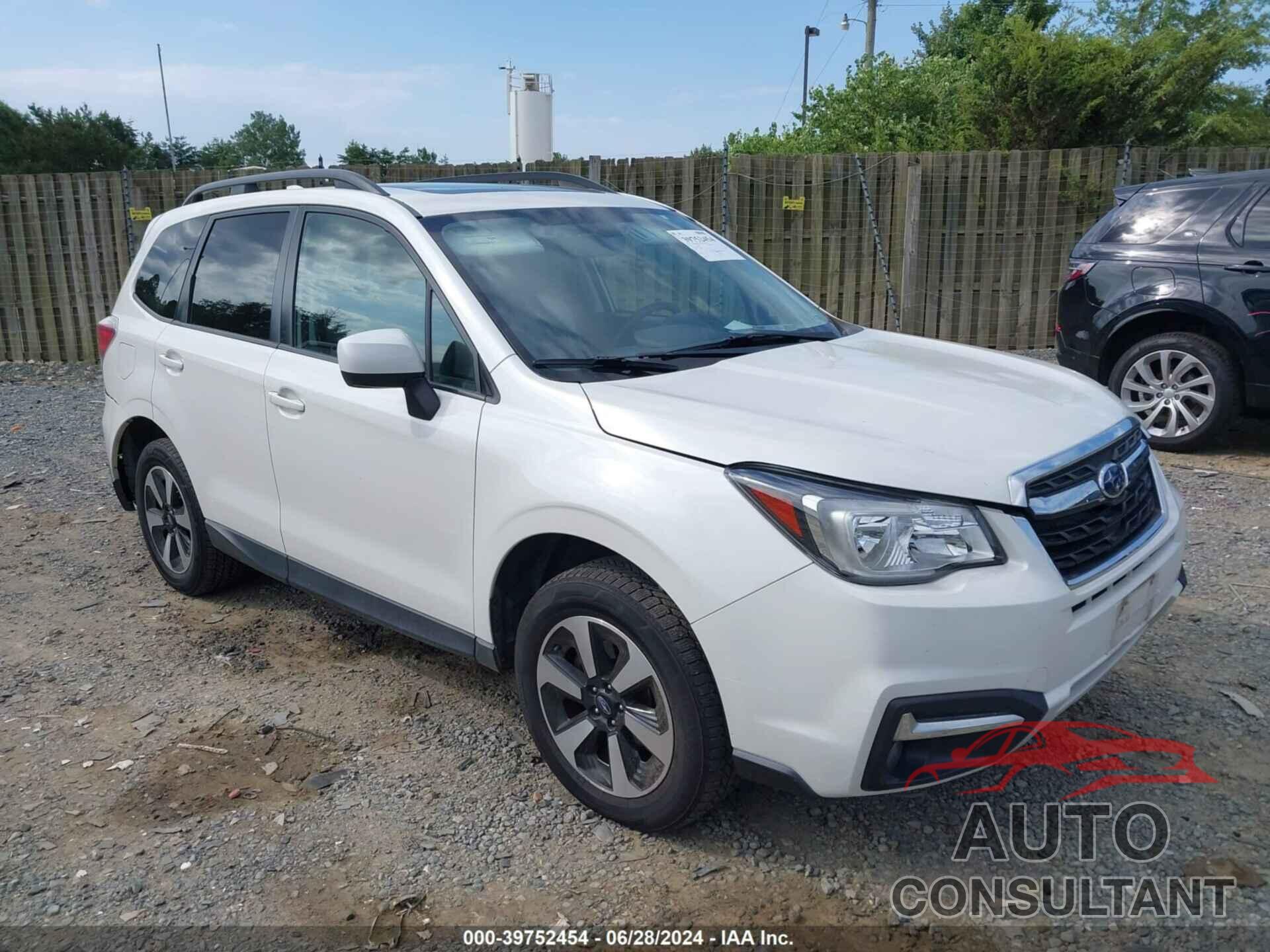 SUBARU FORESTER 2018 - JF2SJAGC3JH612127