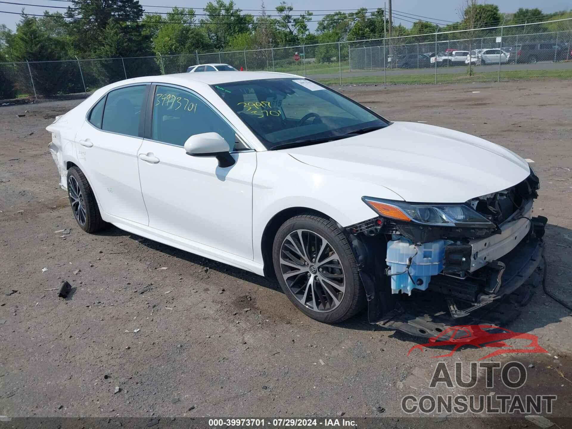 TOYOTA CAMRY 2019 - 4T1B11HK3KU756317