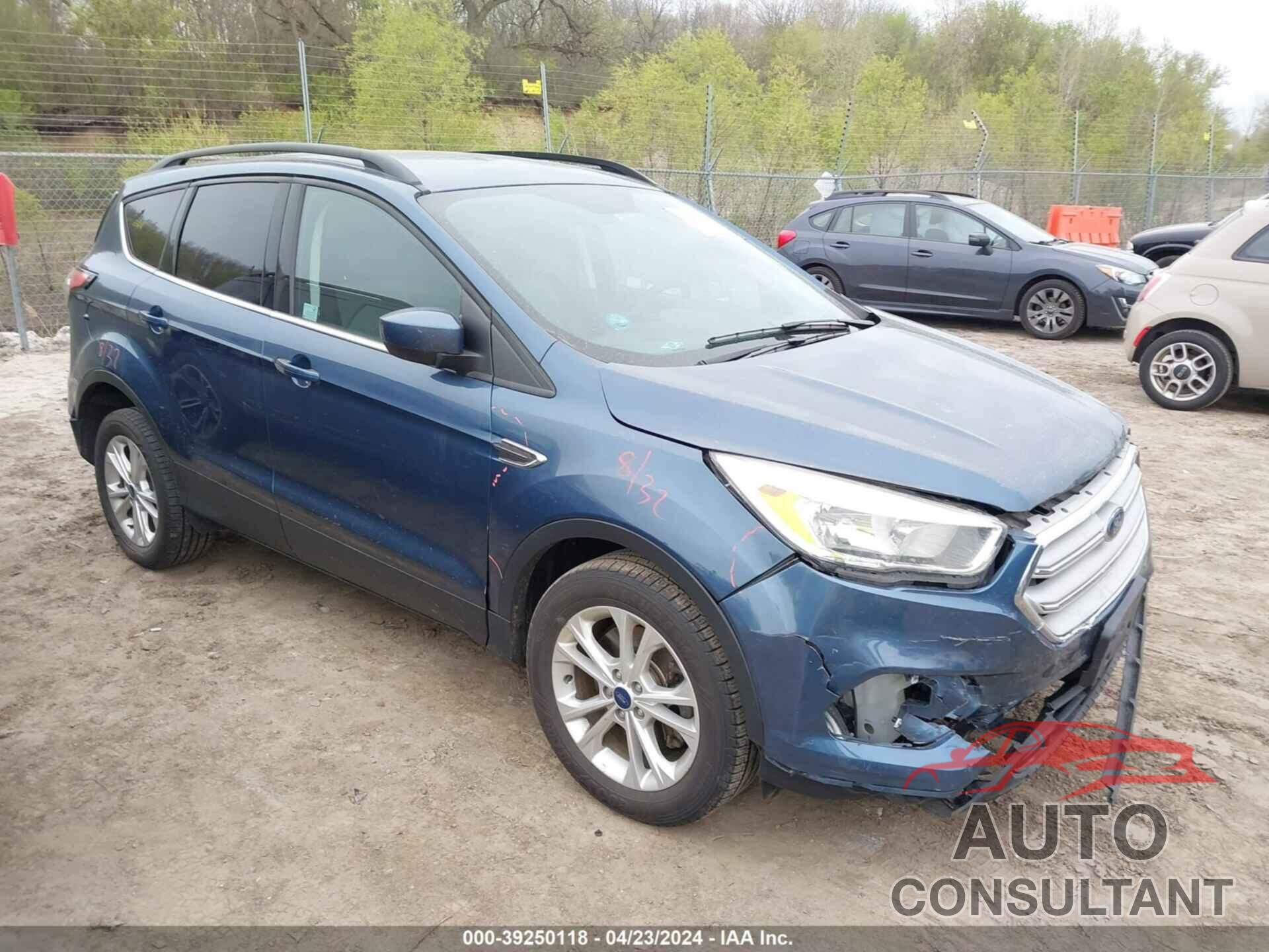 FORD ESCAPE 2018 - 1FMCU9GD0JUA50286