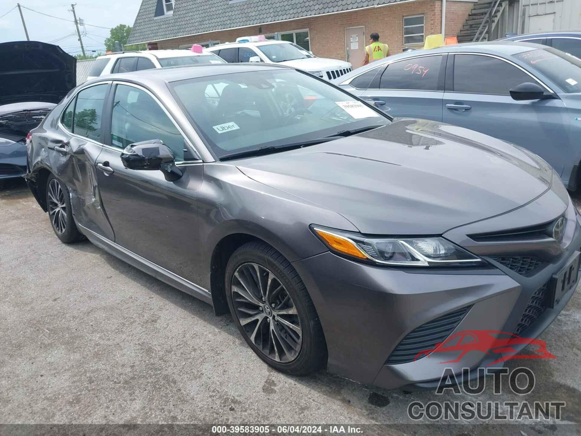 TOYOTA CAMRY 2020 - 4T1G11AKXLU919384