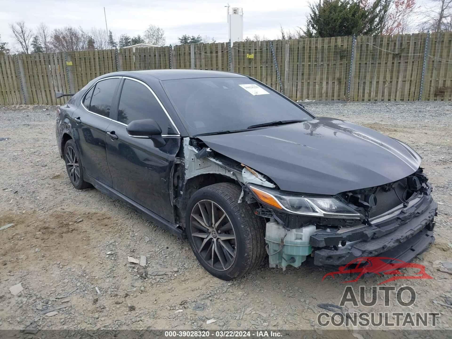 TOYOTA CAMRY 2021 - 4T1G11AK1MU434861