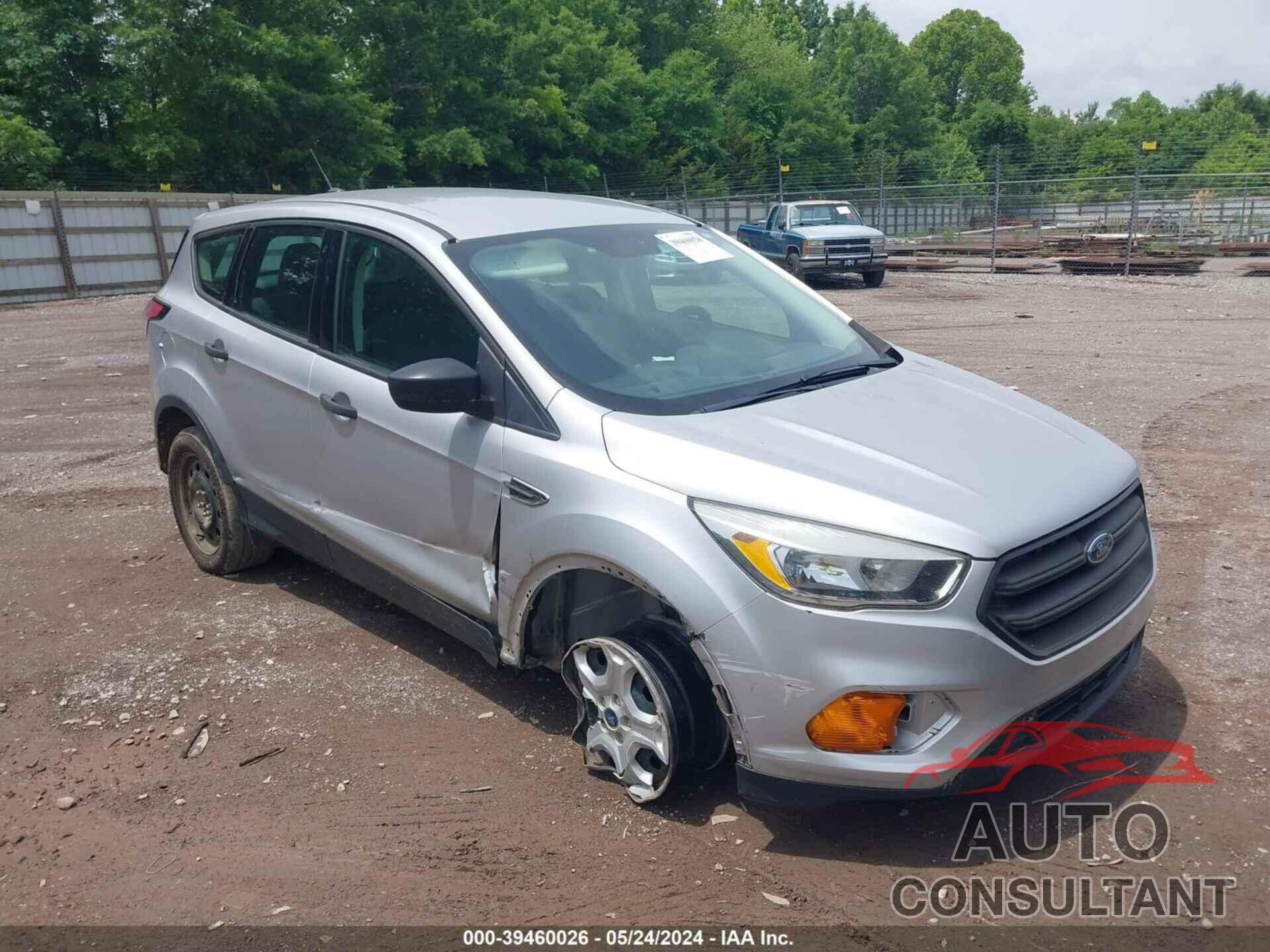 FORD ESCAPE 2017 - 1FMCU0F70HUB87651