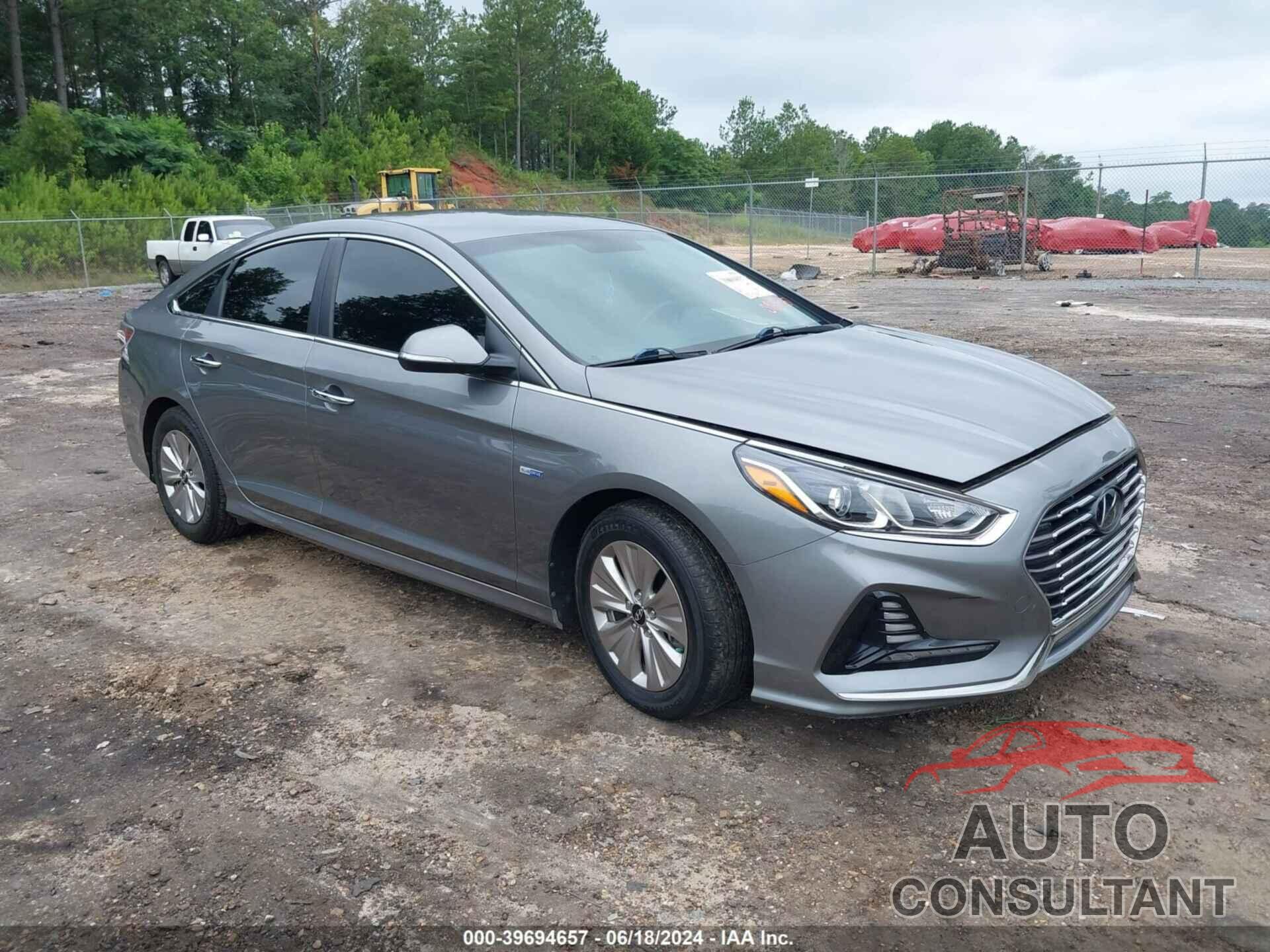 HYUNDAI SONATA HYBRID 2018 - KMHE24L36JA082336