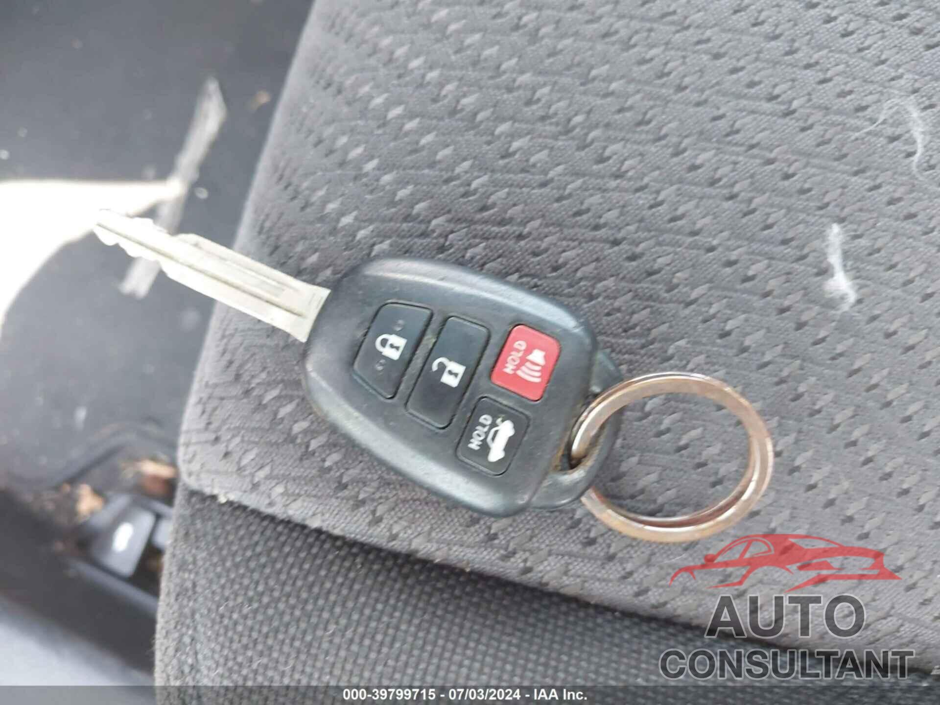 TOYOTA CAMRY 2016 - 4T4BF1FK1GR582300