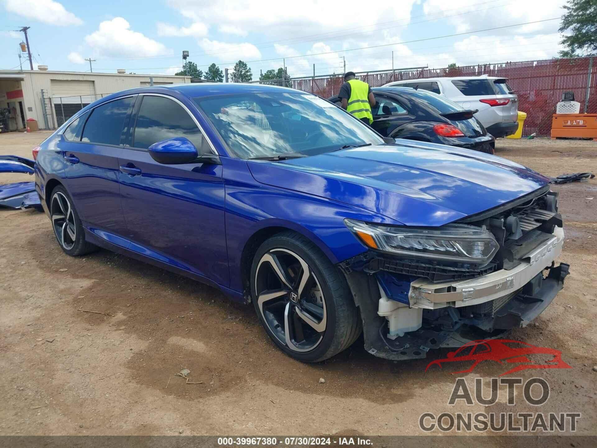 HONDA ACCORD 2018 - 1HGCV1F33JA213057