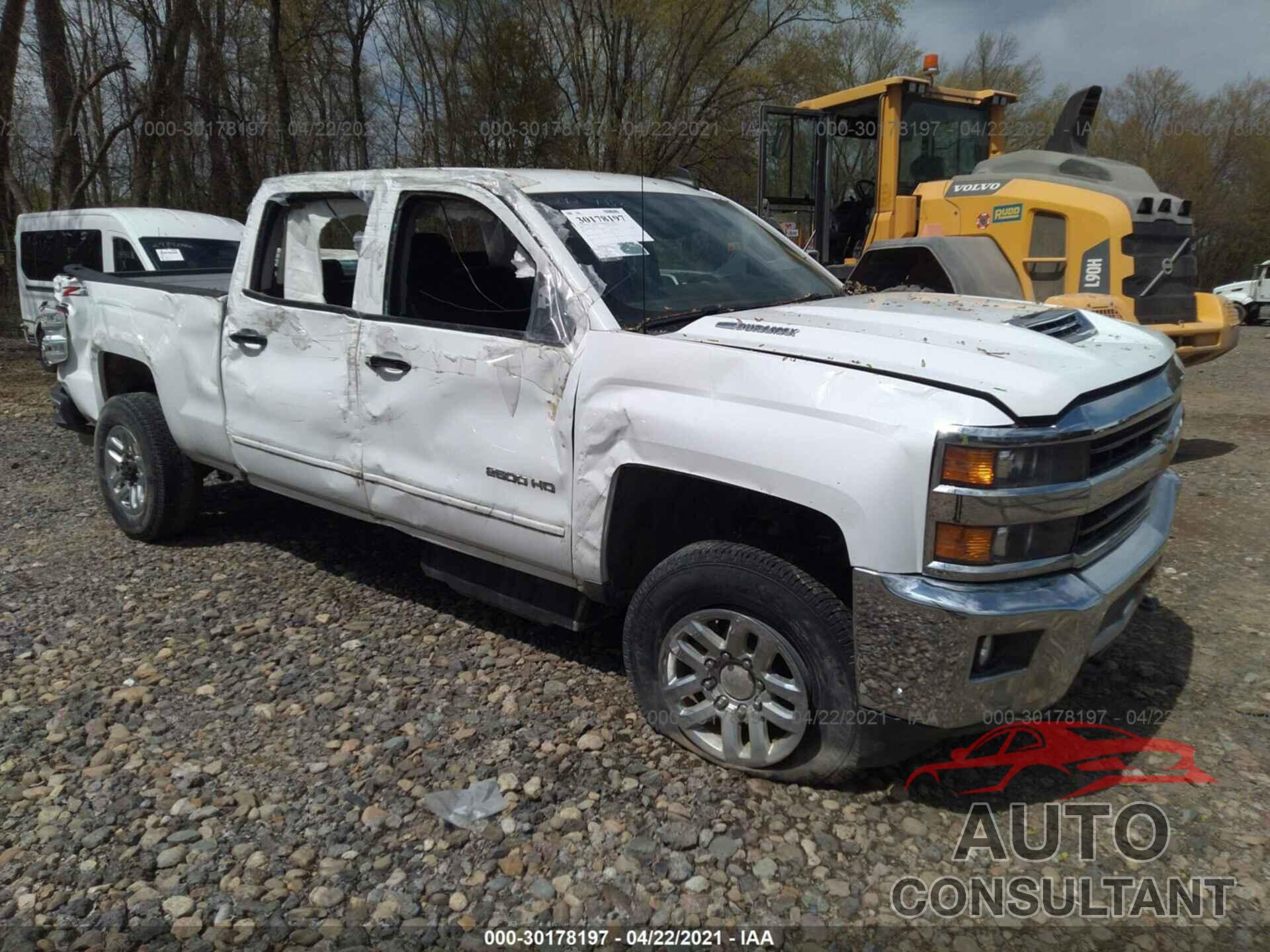 CHEVROLET SILVERADO 2500HD 2018 - 1GC1KVEY2JF227120