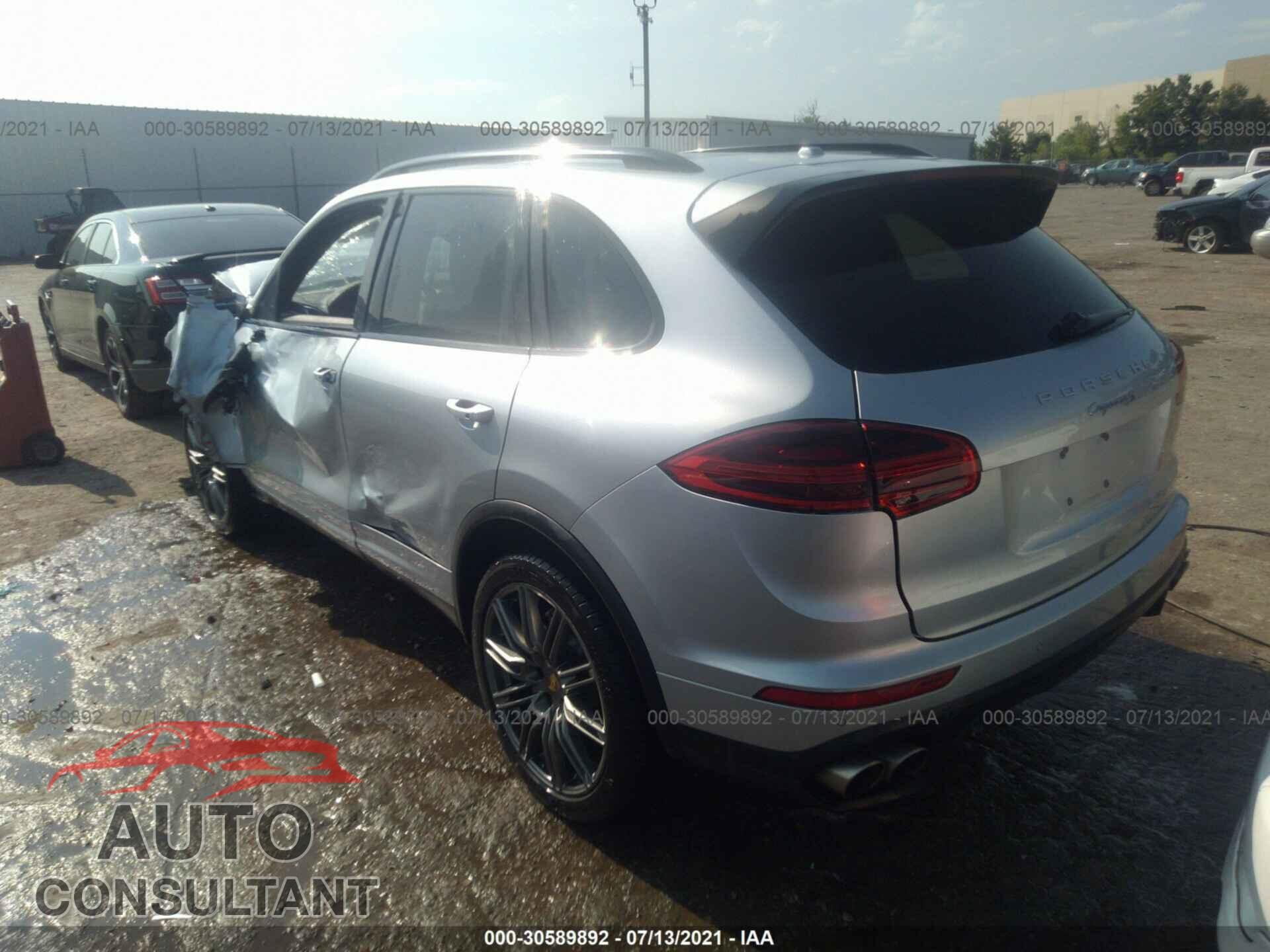 PORSCHE CAYENNE 2017 - WP1AB2A22HLA52281