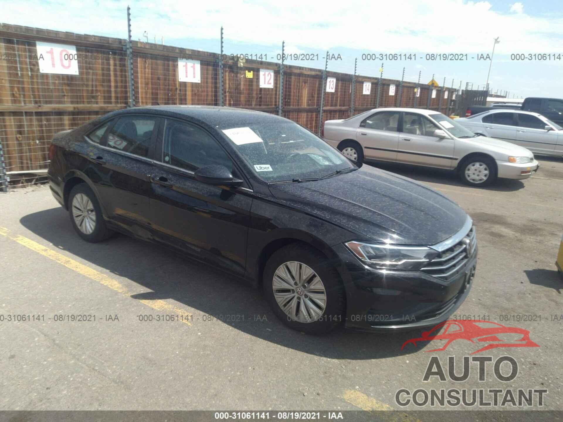 VOLKSWAGEN JETTA 2019 - 3VWC57BU7KM140034