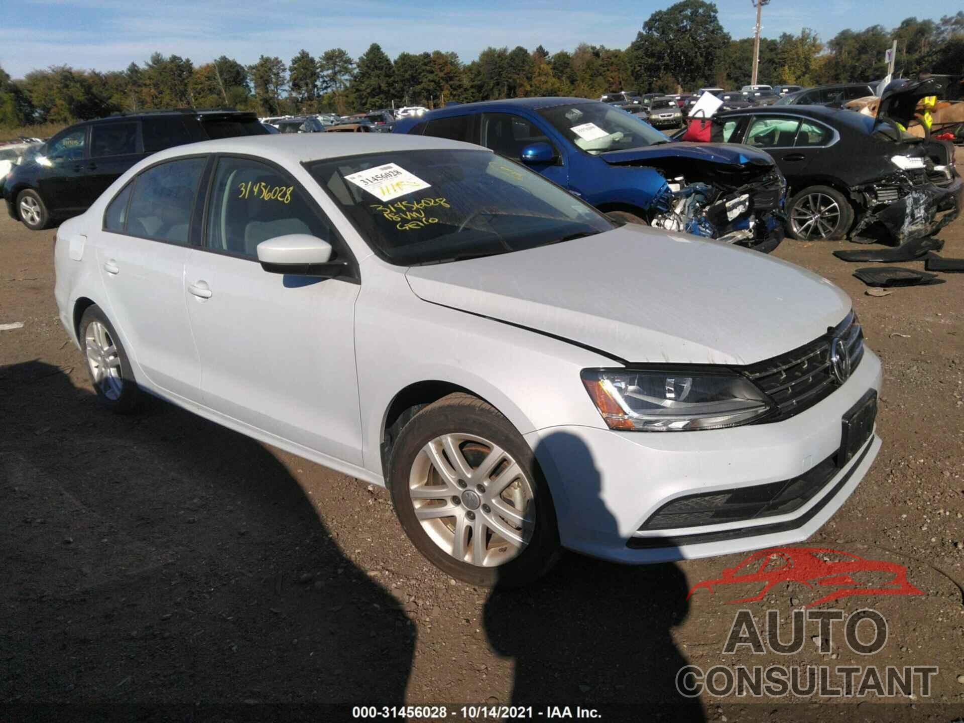 VOLKSWAGEN JETTA 2018 - 3VW2B7AJ4JM207957
