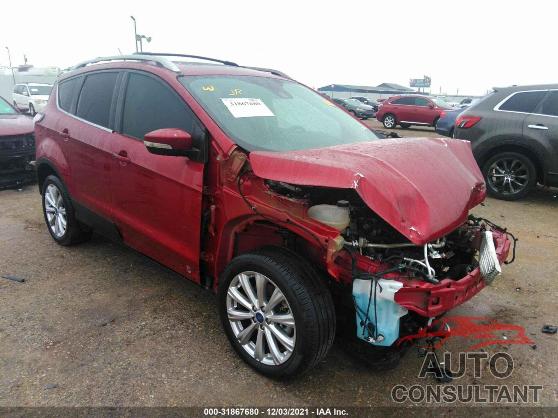 FORD ESCAPE 2017 - 1FMCU0J98HUC65148