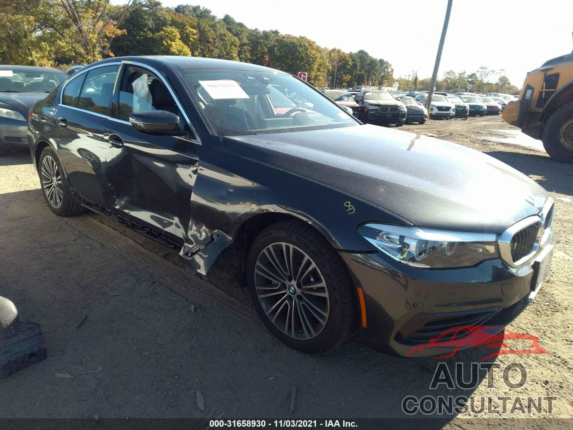 BMW 5 SERIES 2019 - WBAJA7C54KWW12300