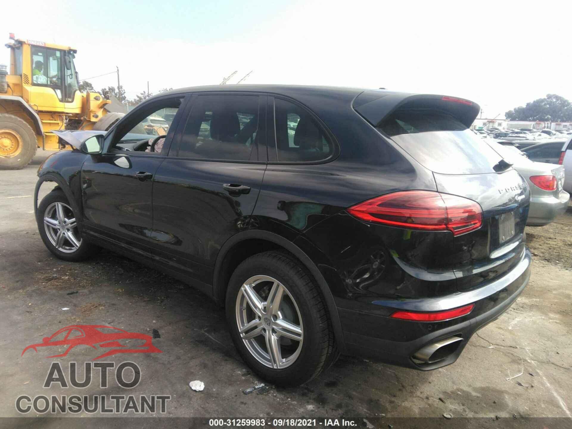 PORSCHE CAYENNE 2016 - WP1AA2A25GKA15667