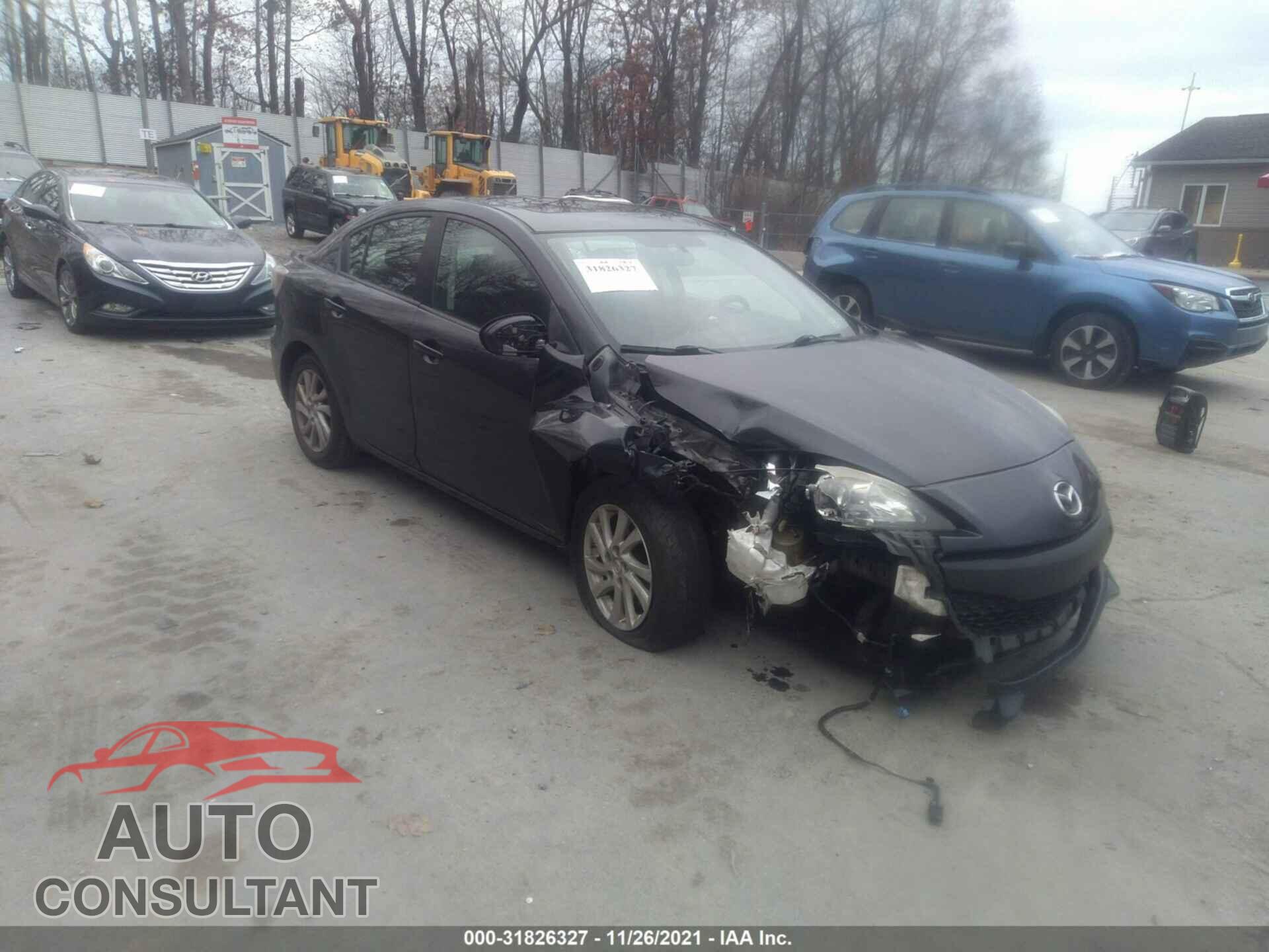 MAZDA MAZDA3 2012 - JM1BL1V86C1559247