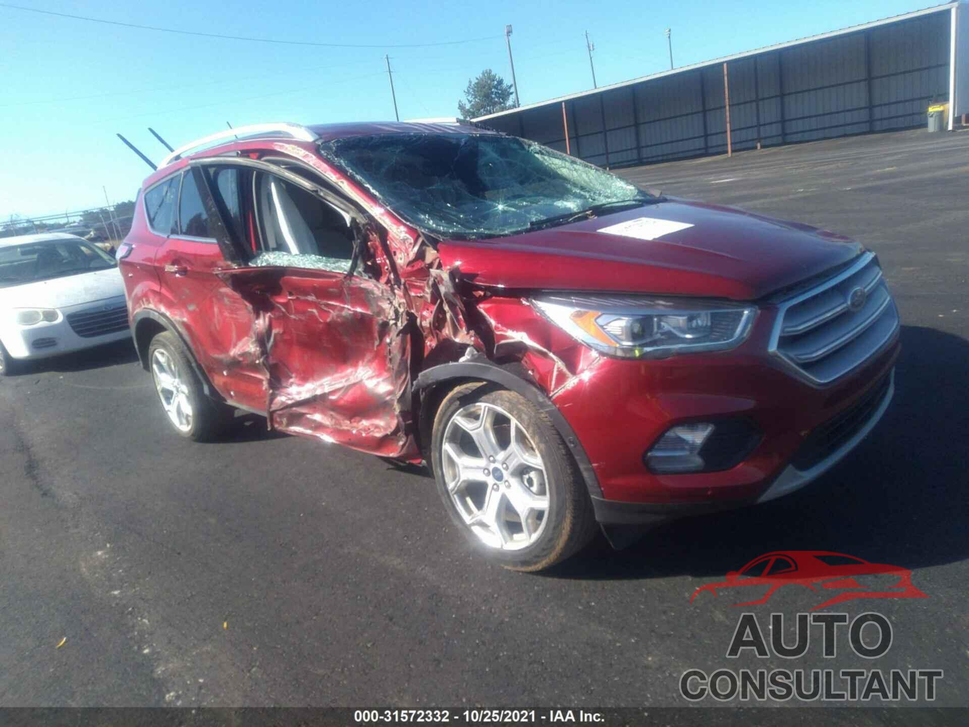 FORD ESCAPE 2018 - 1FMCU0J90JUB36164