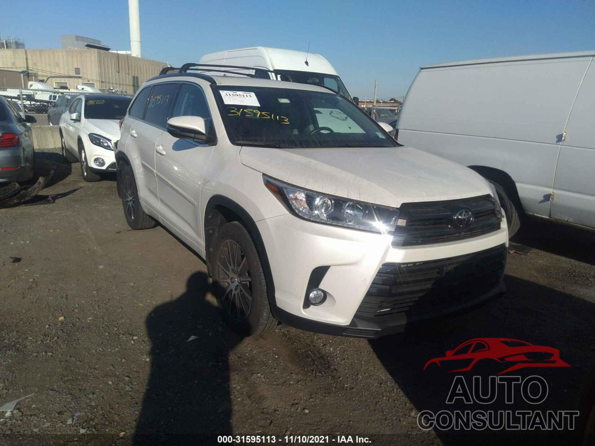 TOYOTA HIGHLANDER 2018 - 5TDJZRFH7JS538138