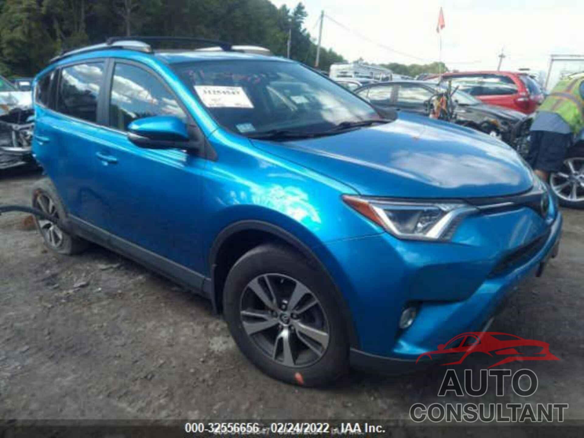 TOYOTA RAV4 2018 - JTMRFREV9JJ721606