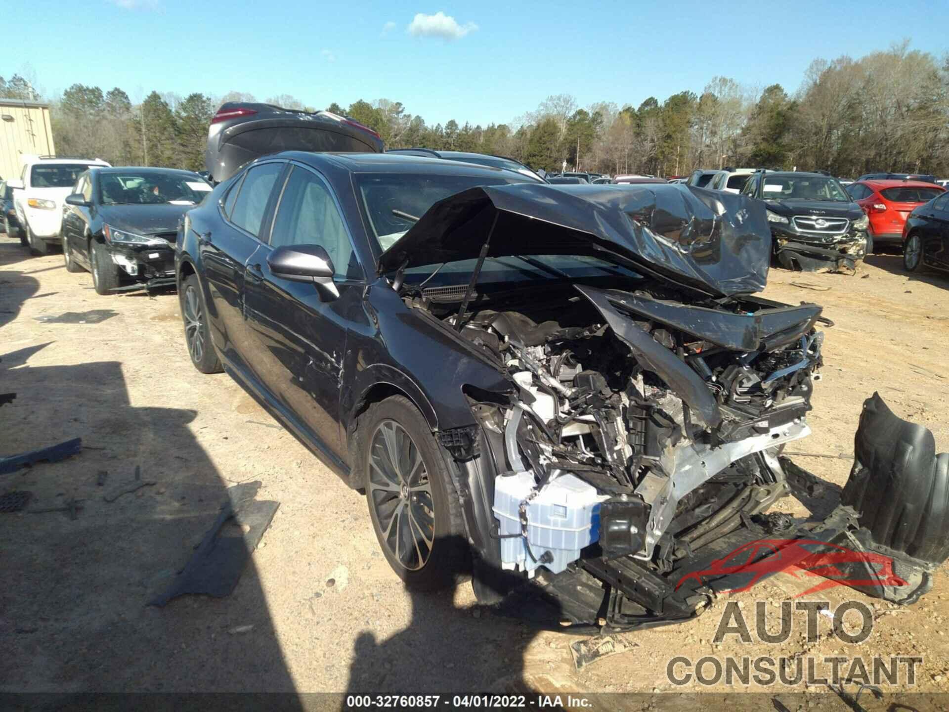 TOYOTA CAMRY 2020 - 4T1G11AK3LU889385