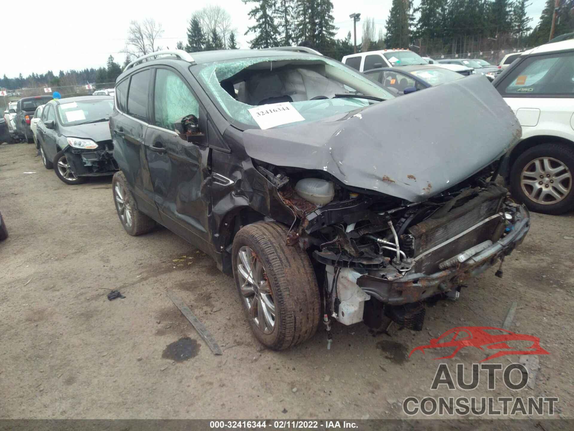 FORD ESCAPE 2018 - 1FMCU9J94JUB26628