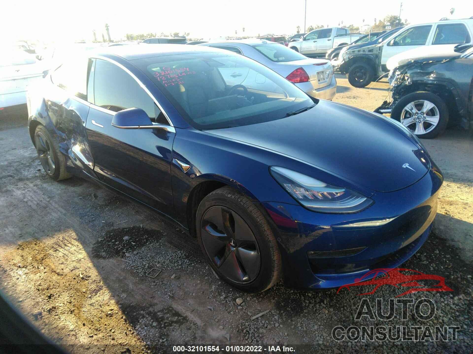 TESLA MODEL 3 2018 - 5YJ3E1EA6JF011755