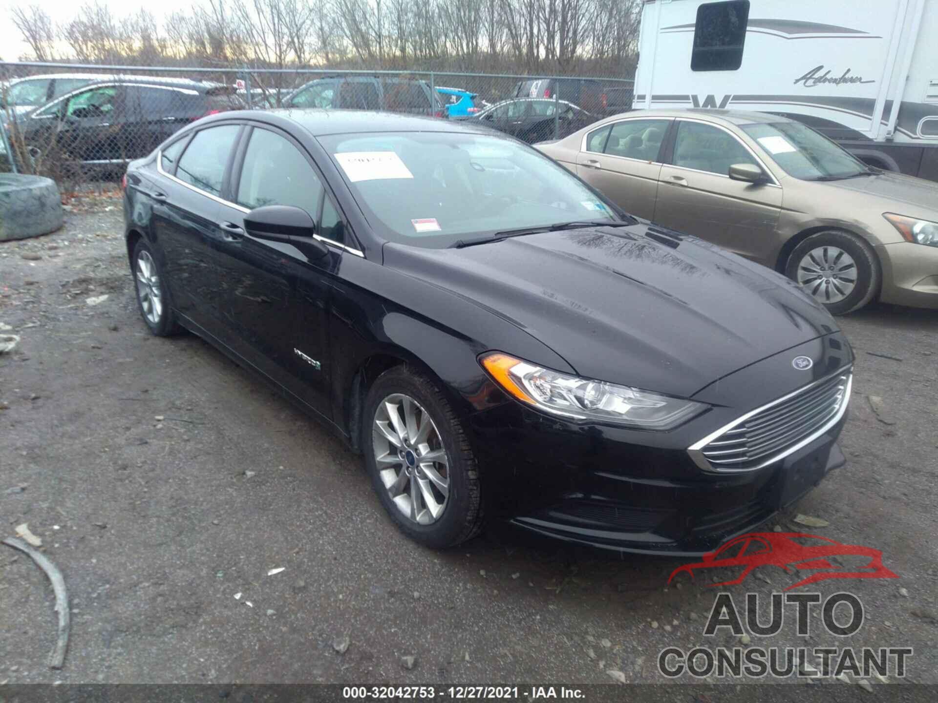 FORD FUSION 2017 - 3FA6P0LU1HR154089