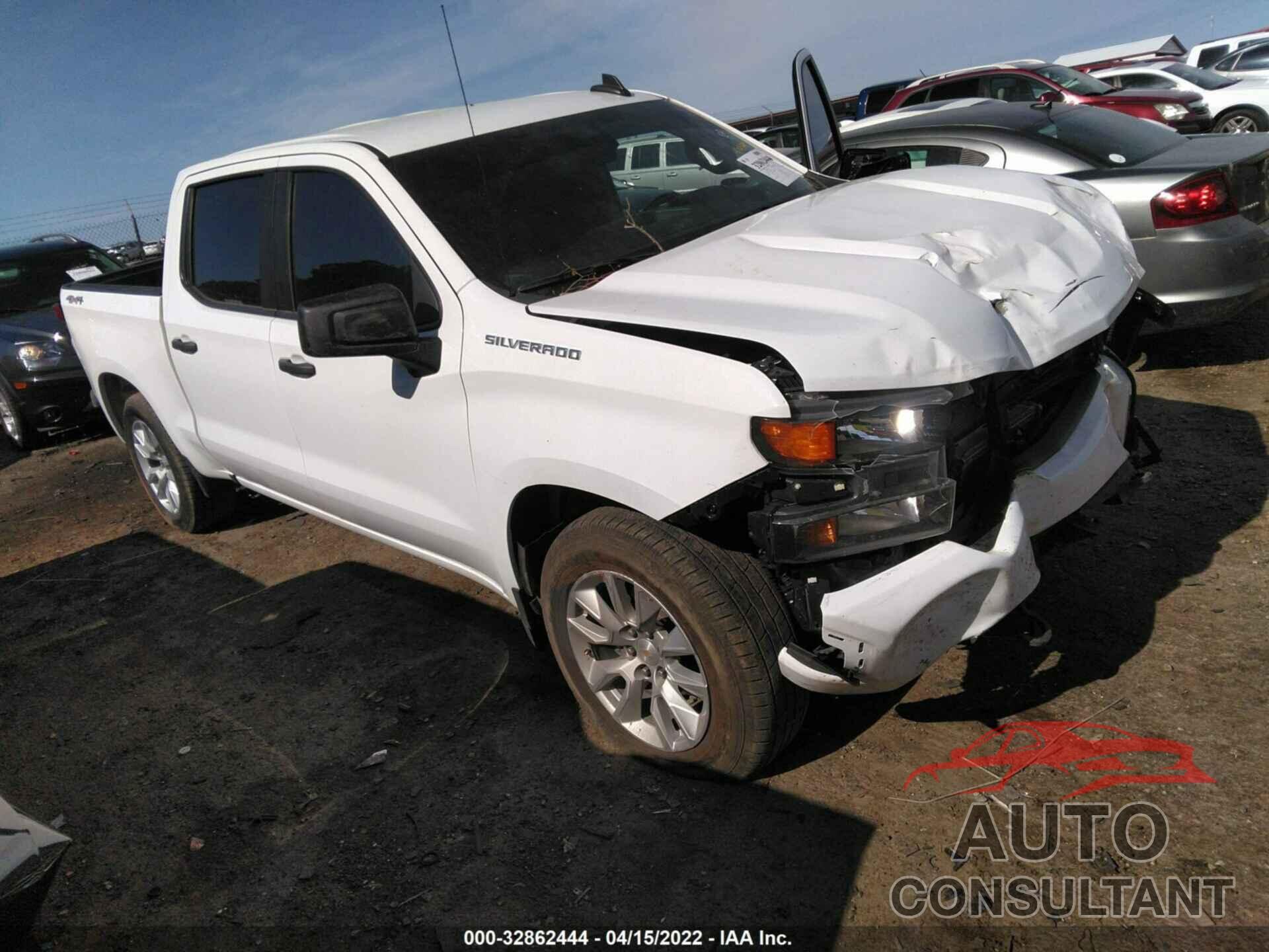 CHEVROLET SILVERADO 1500 2021 - 1GCPYBEKXMZ247525
