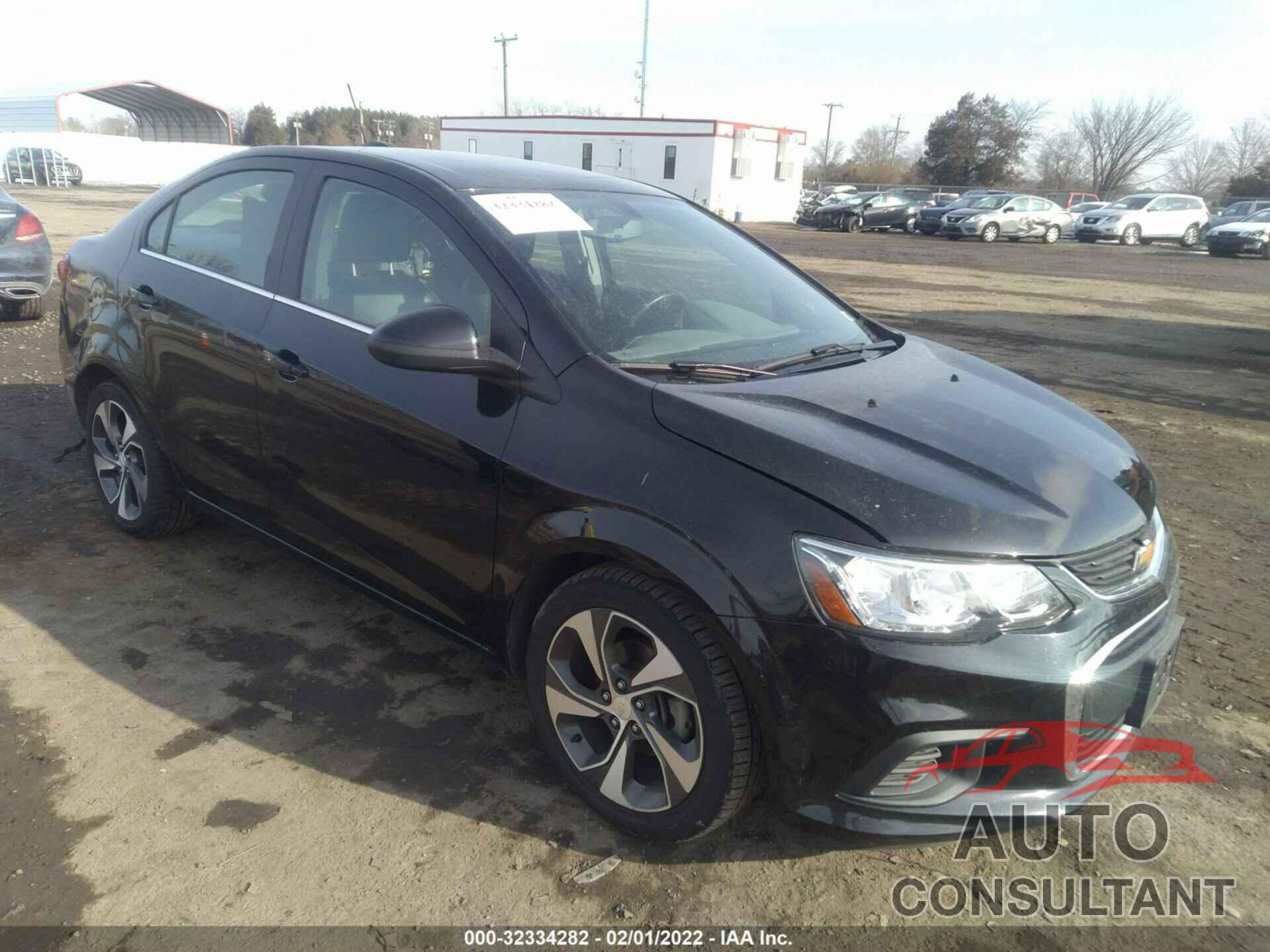 CHEVROLET SONIC 2019 - 1G1JF5SB0K4123333