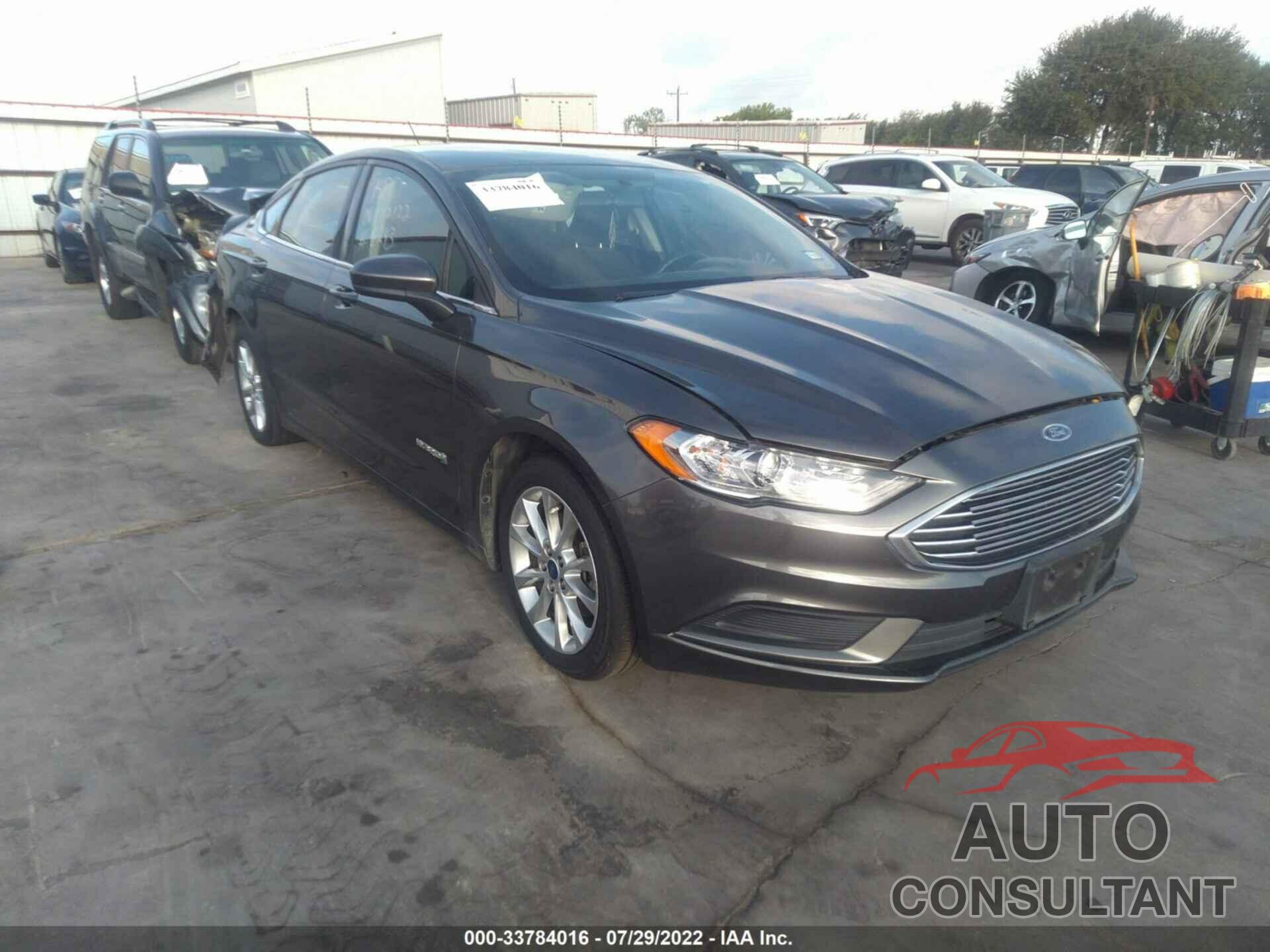 FORD FUSION 2017 - 3FA6P0LU9HR286243