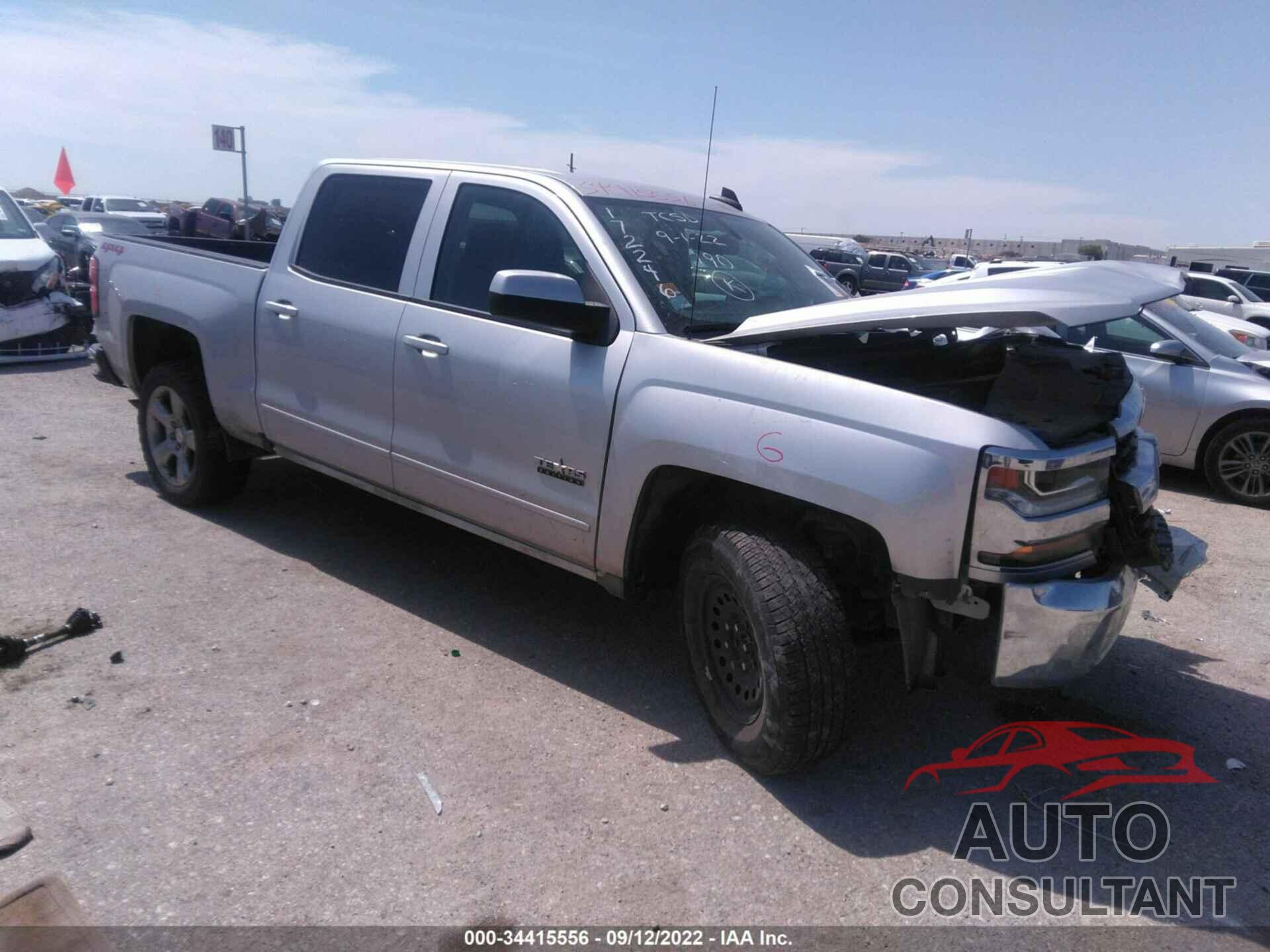 CHEVROLET SILVERADO 1500 2018 - 3GCUKREC2JG588189