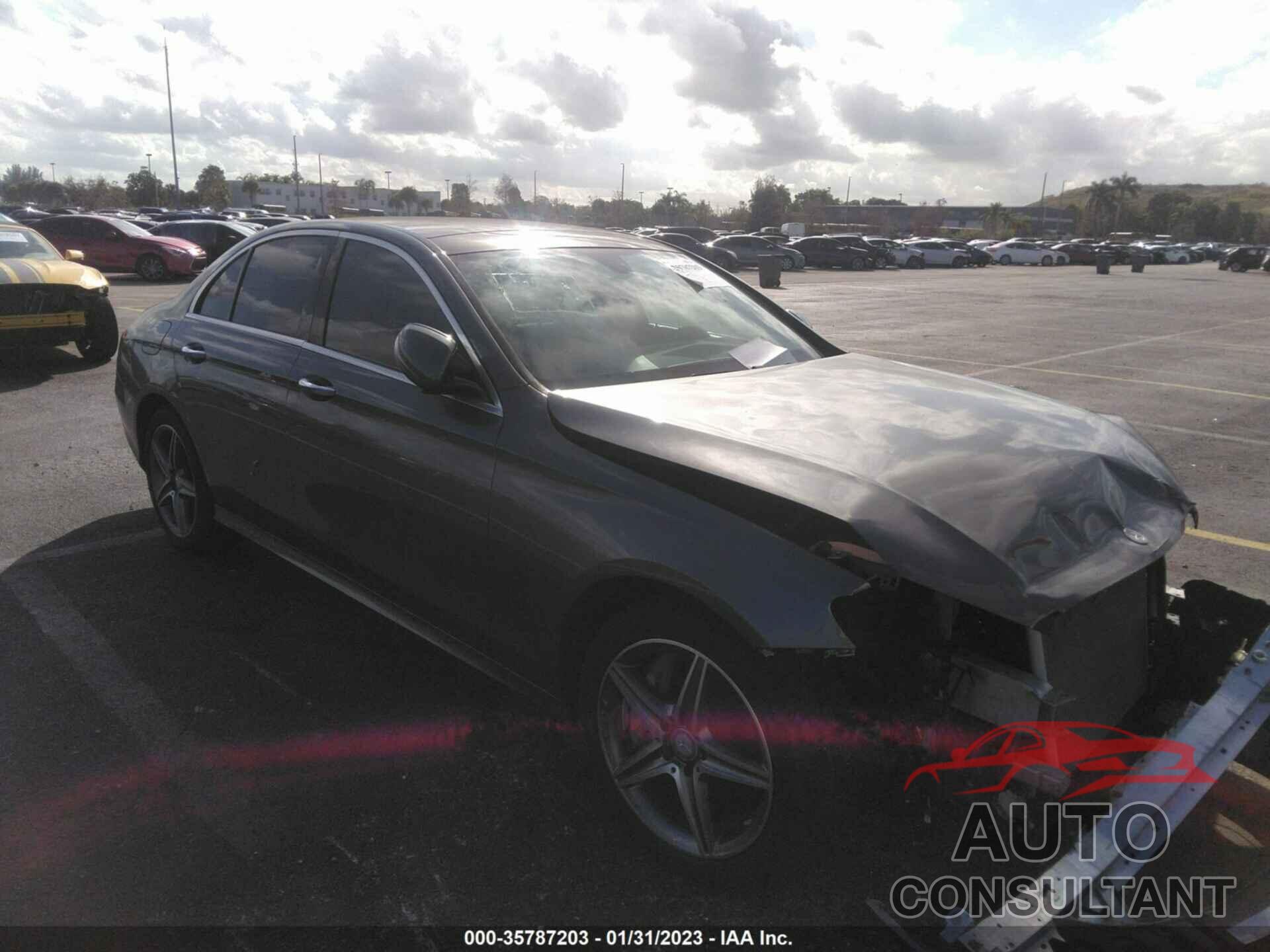 MERCEDES-BENZ E-CLASS 2017 - WDDZF4JB7HA011571