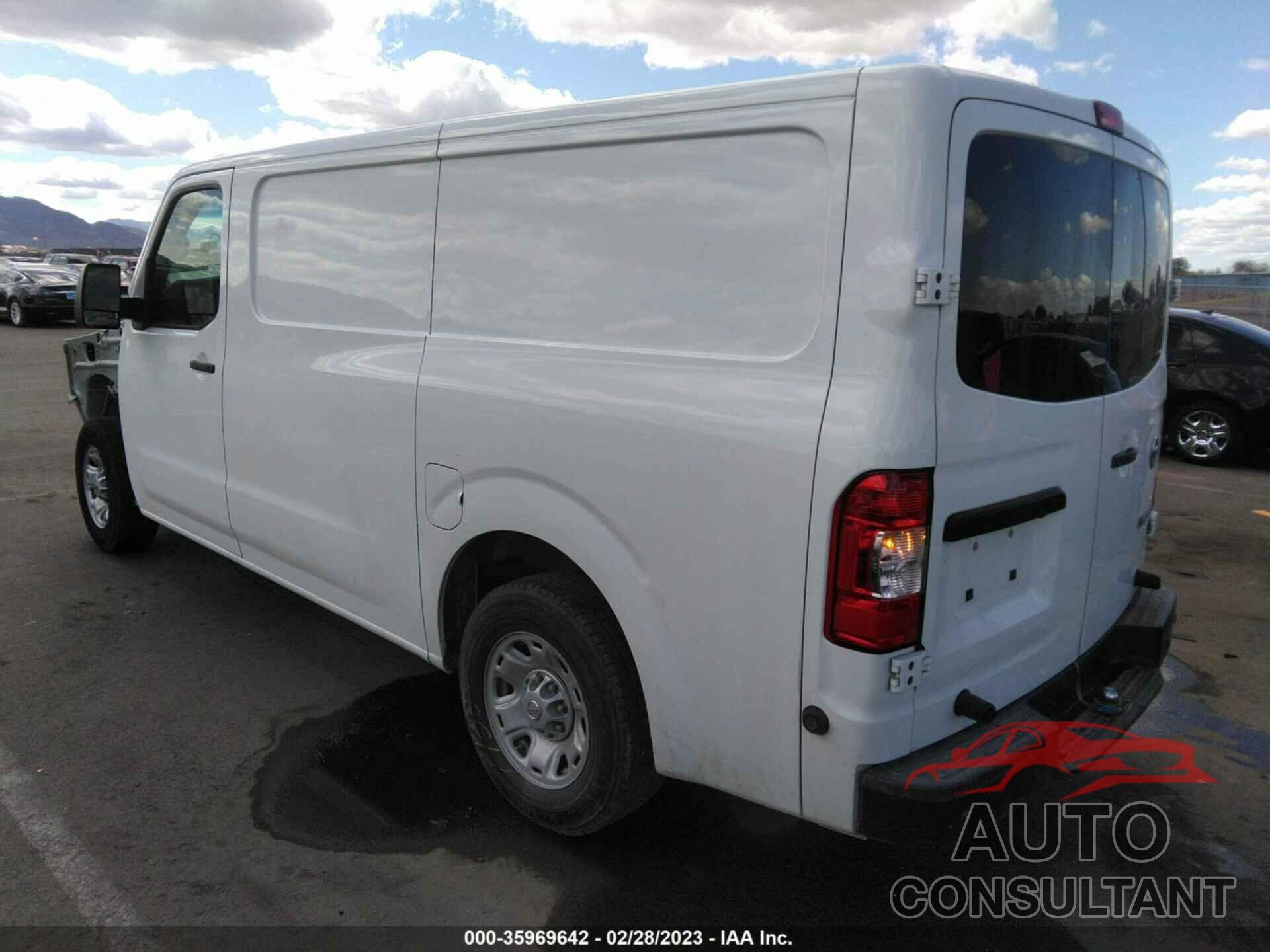 NISSAN NV CARGO 2018 - 1N6BF0KMXJN803083