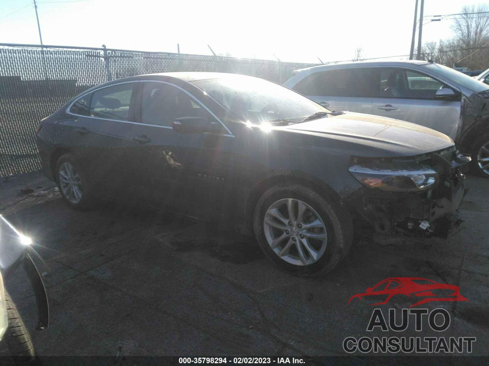 CHEVROLET MALIBU 2017 - 1G1ZE5ST5HF239736