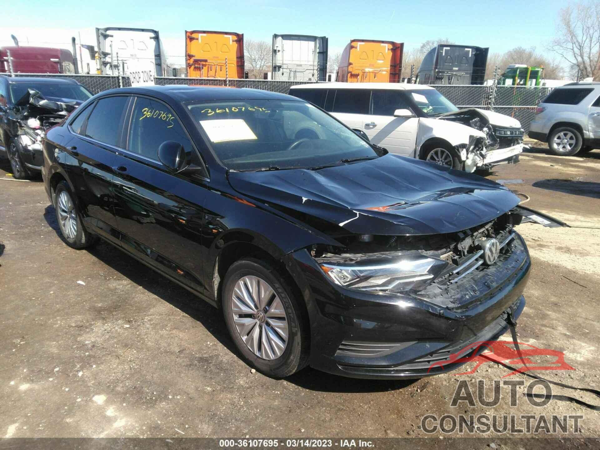 VOLKSWAGEN JETTA 2019 - 3VWC57BU0KM152316