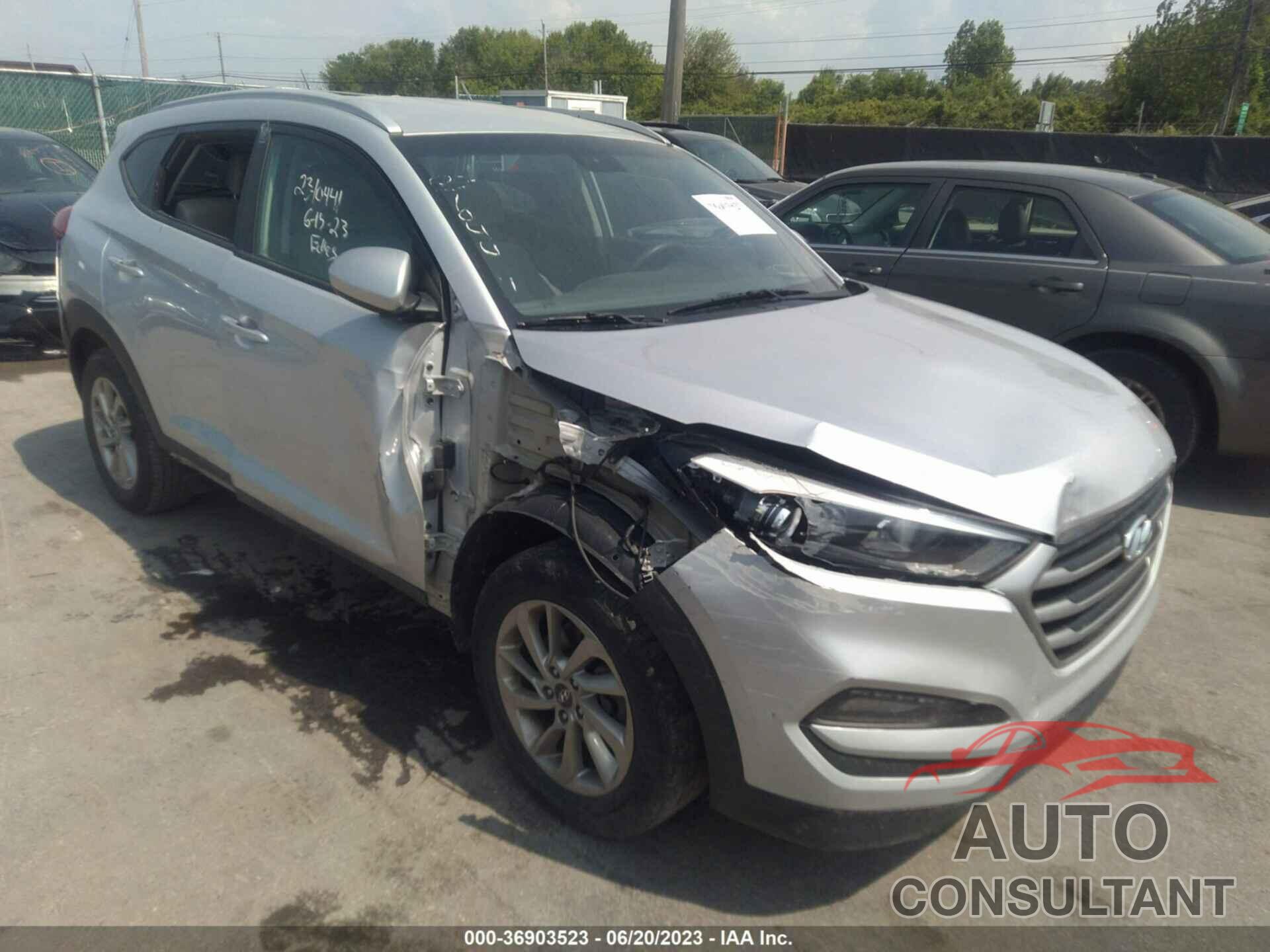 HYUNDAI TUCSON 2018 - KM8J33A41JU678129