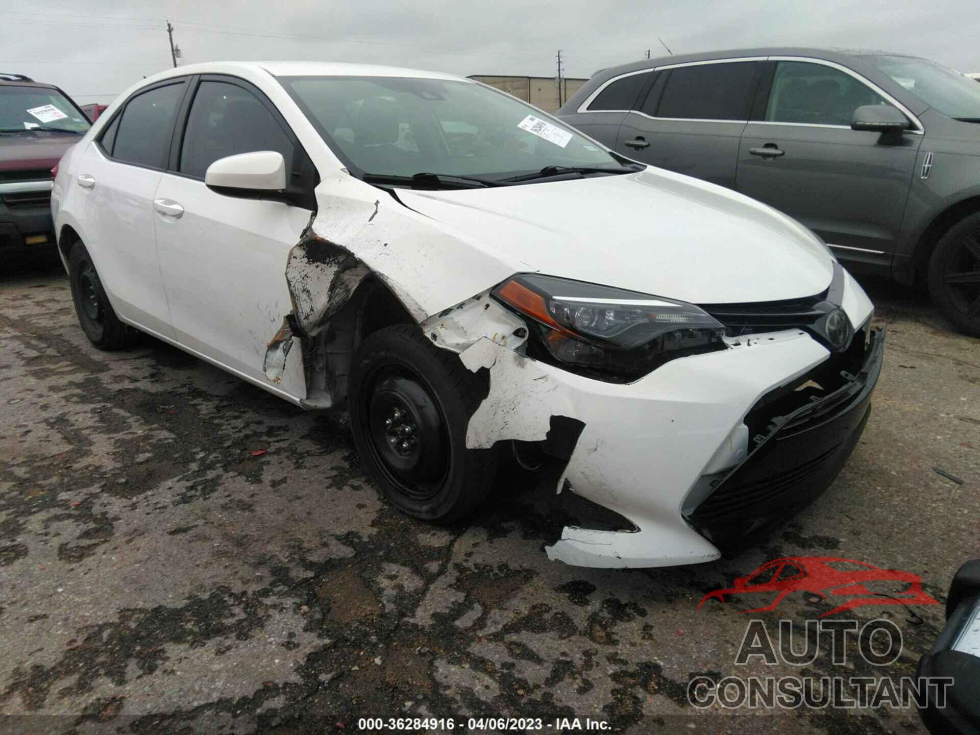TOYOTA COROLLA 2018 - 5YFBURHE3JP761906