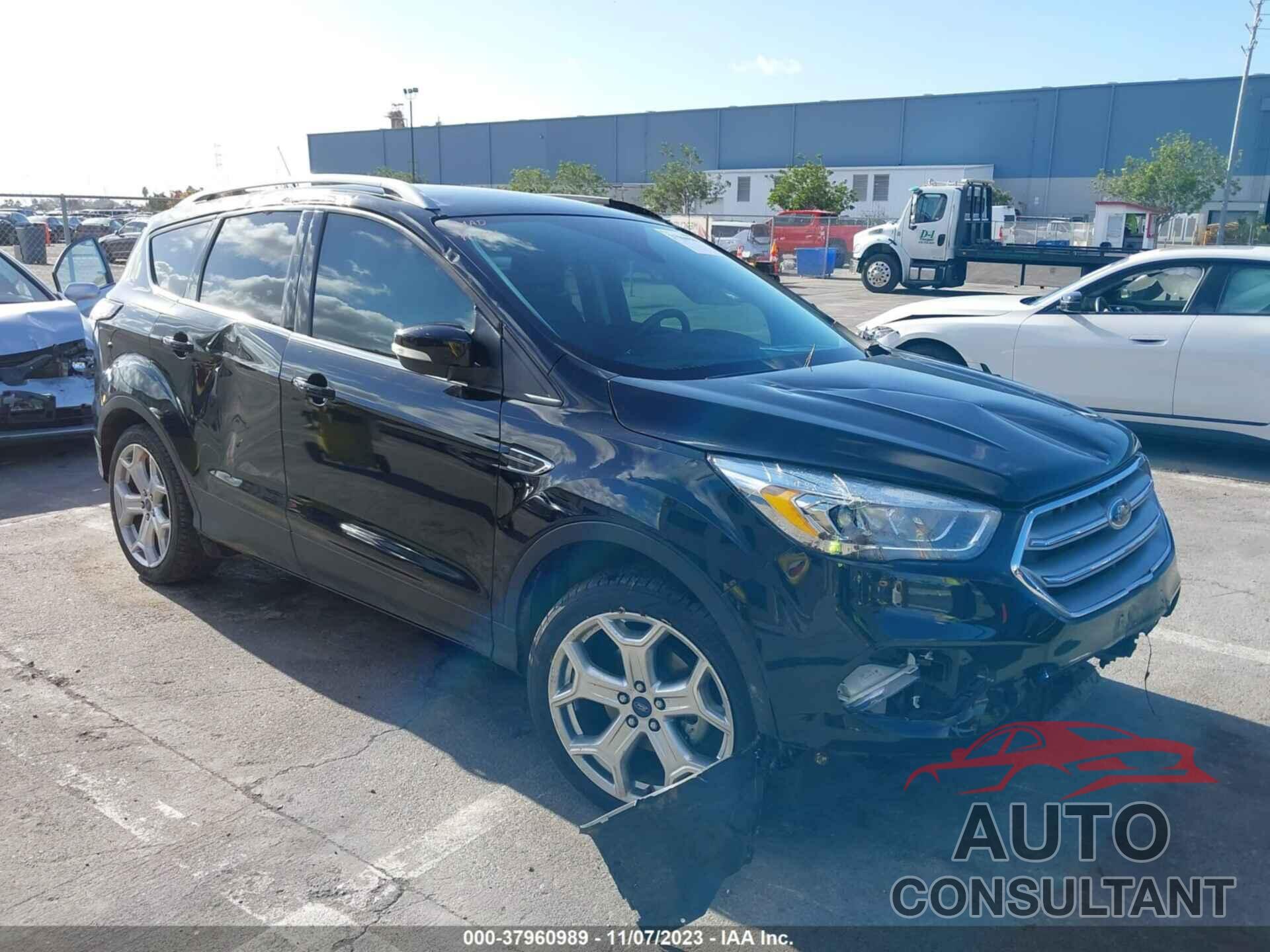 FORD ESCAPE 2017 - 1FMCU0JD9HUE97780