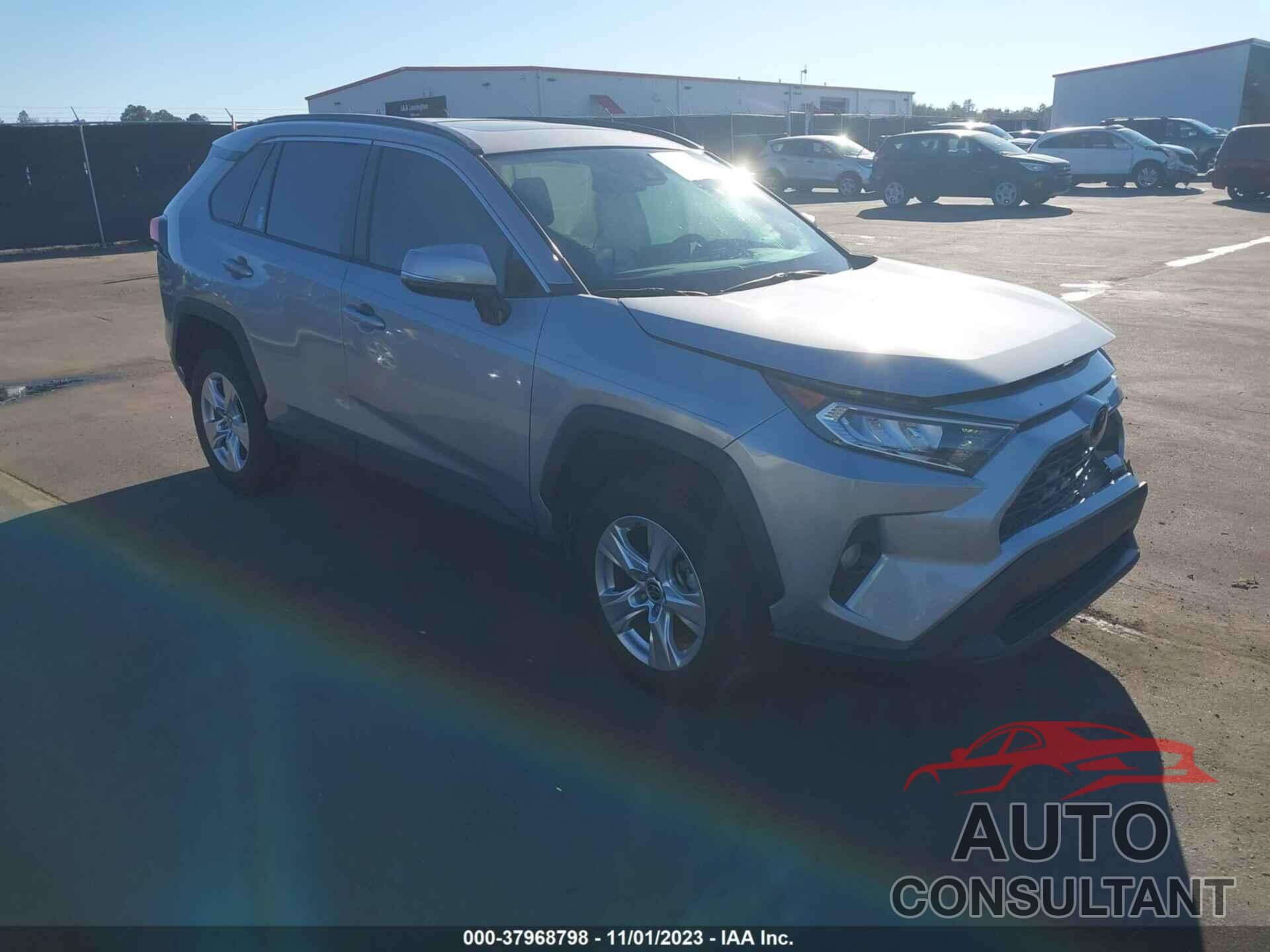 TOYOTA RAV4 2021 - 2T3W1RFV4MW165212