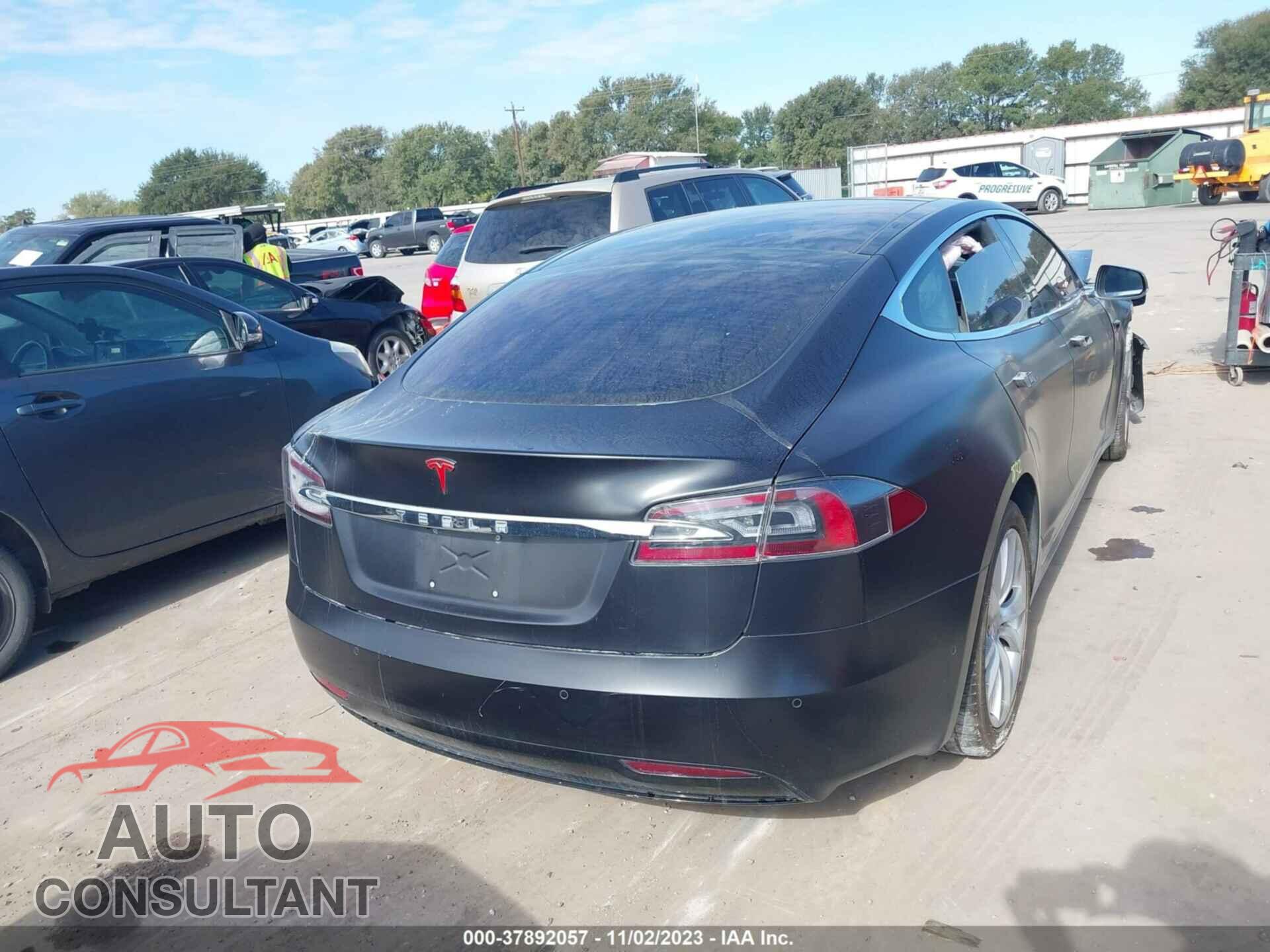 TESLA MODEL S 2017 - 5YJSA1E25HF181096