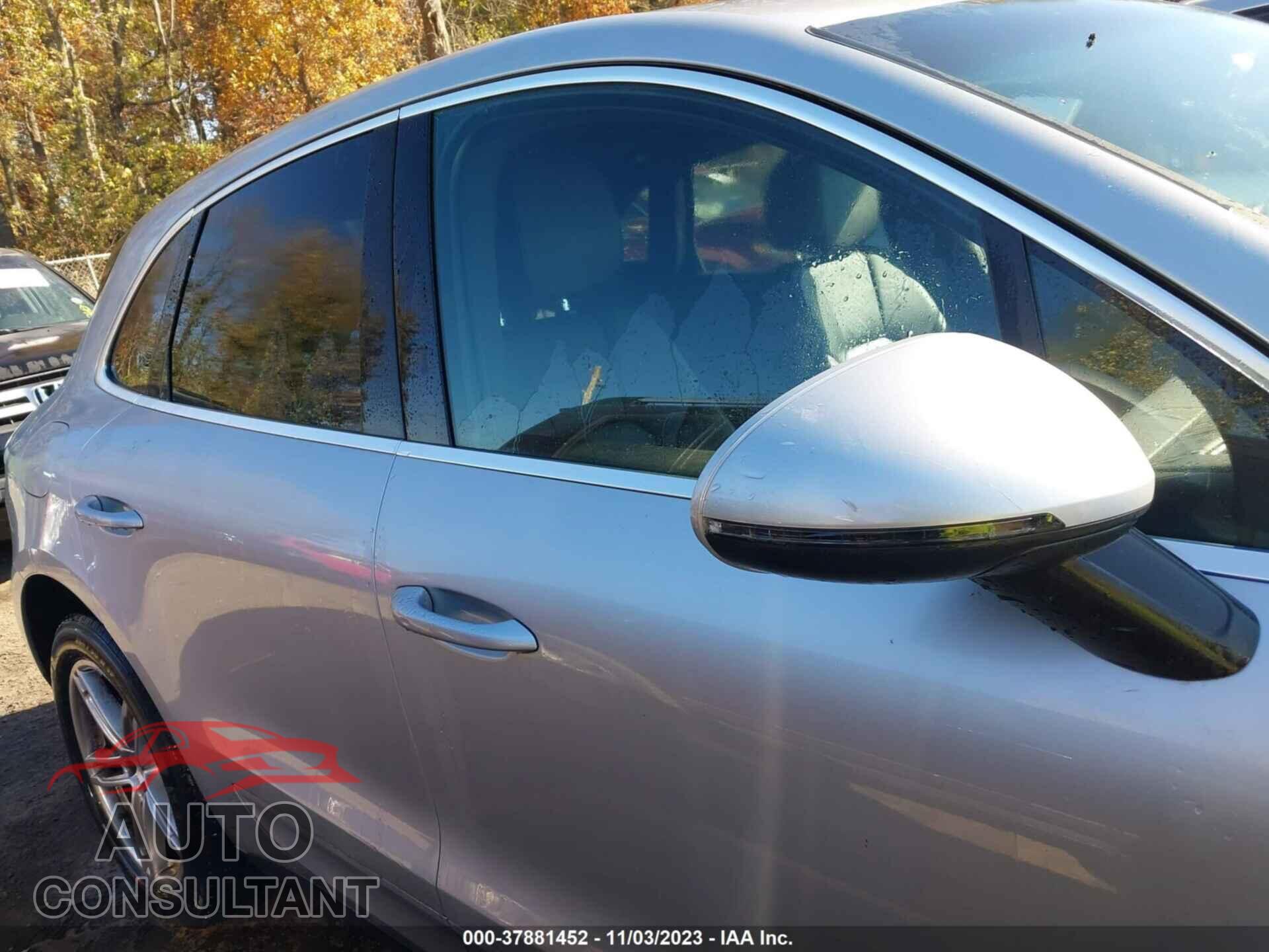 PORSCHE MACAN 2016 - WP1AB2A57GLB56709