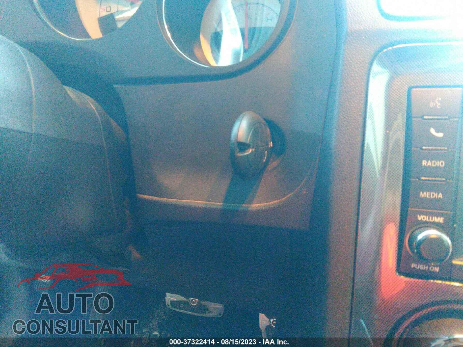 DODGE CHALLENGER 2014 - 2C3CDYAG4EH238629