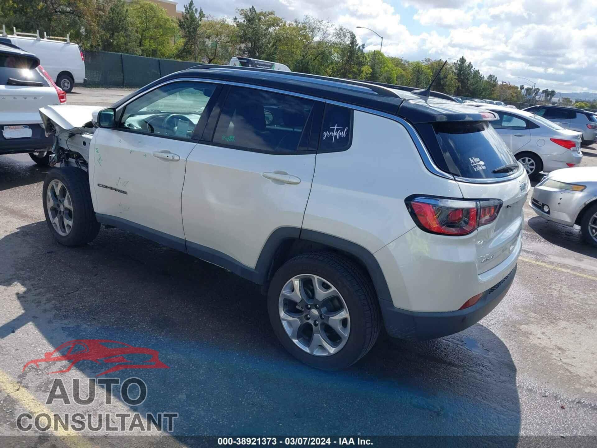 JEEP COMPASS 2018 - 3C4NJDCB0JT222274