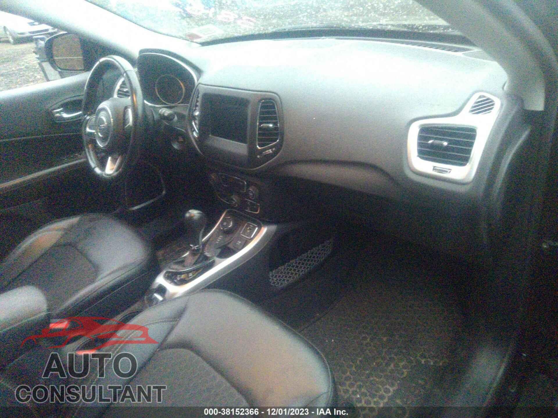JEEP COMPASS 2019 - 3C4NJDBB3KT836013