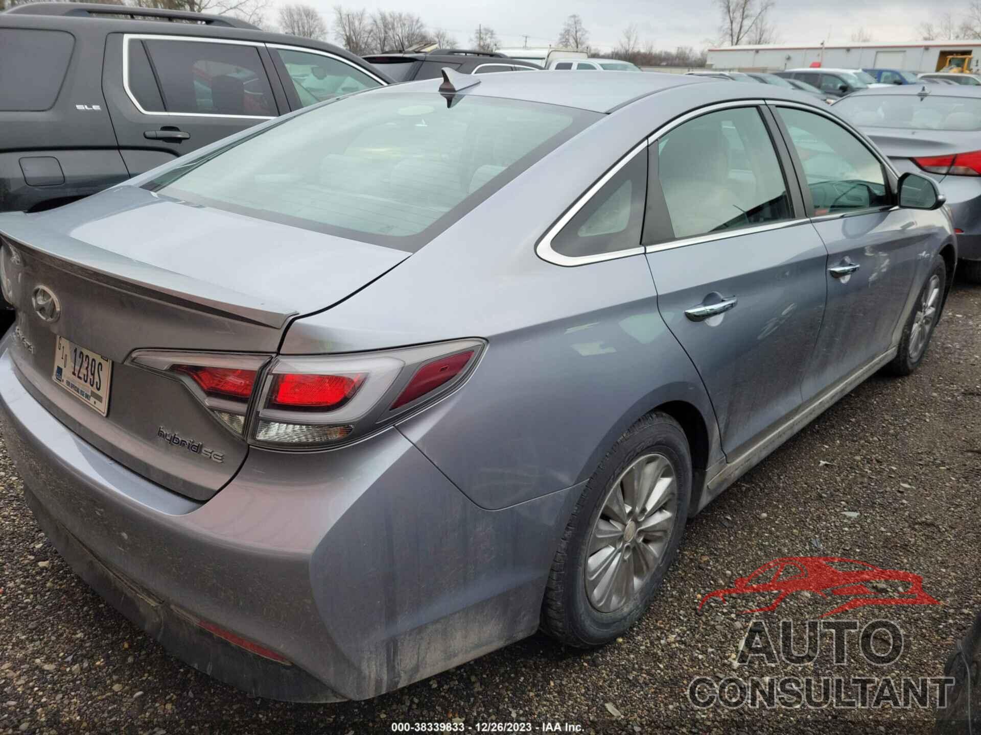 HYUNDAI SONATA 2016 - KMHE24L13GA037250