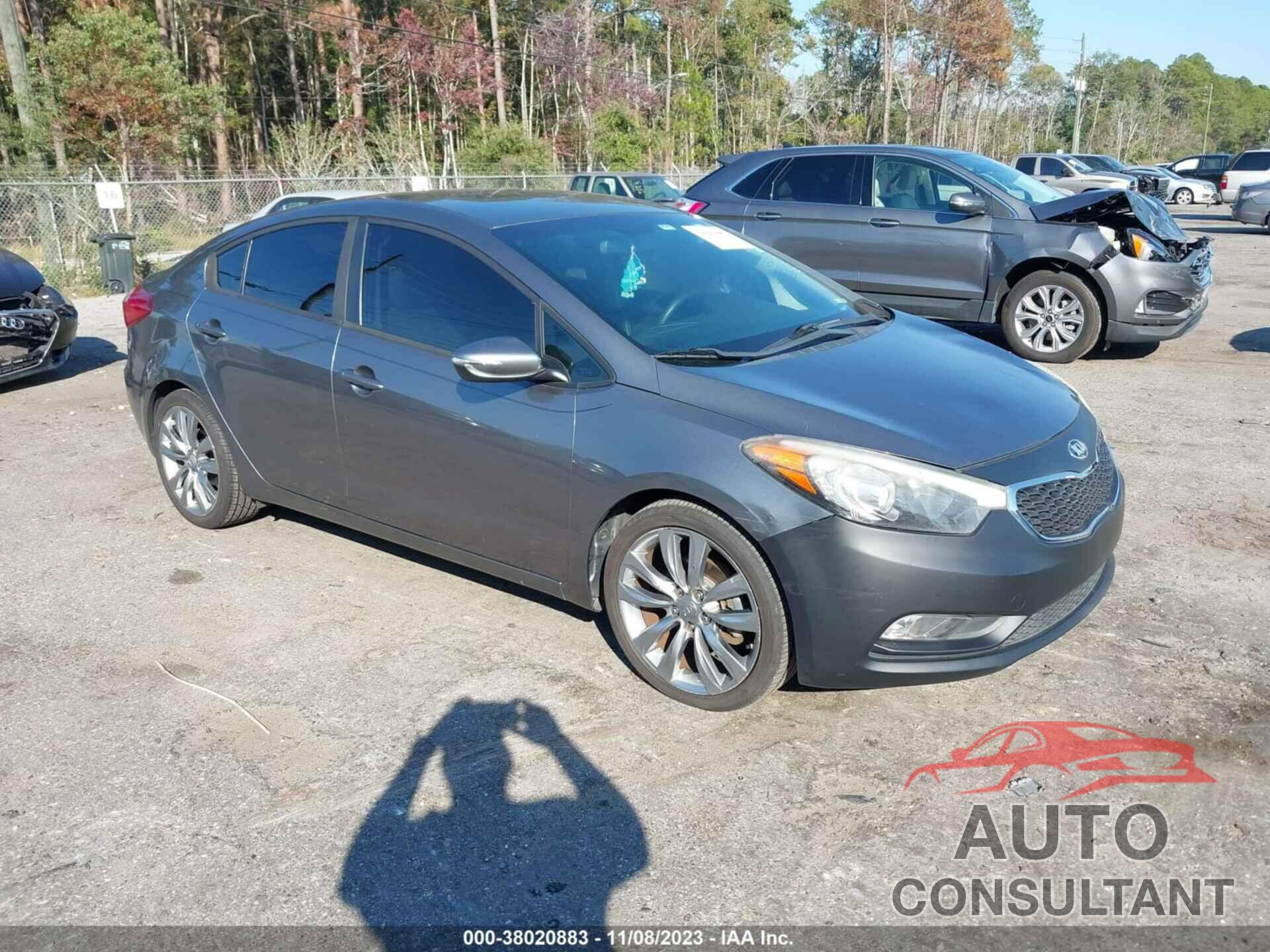 KIA FORTE 2016 - KNAFX4A68G5513054