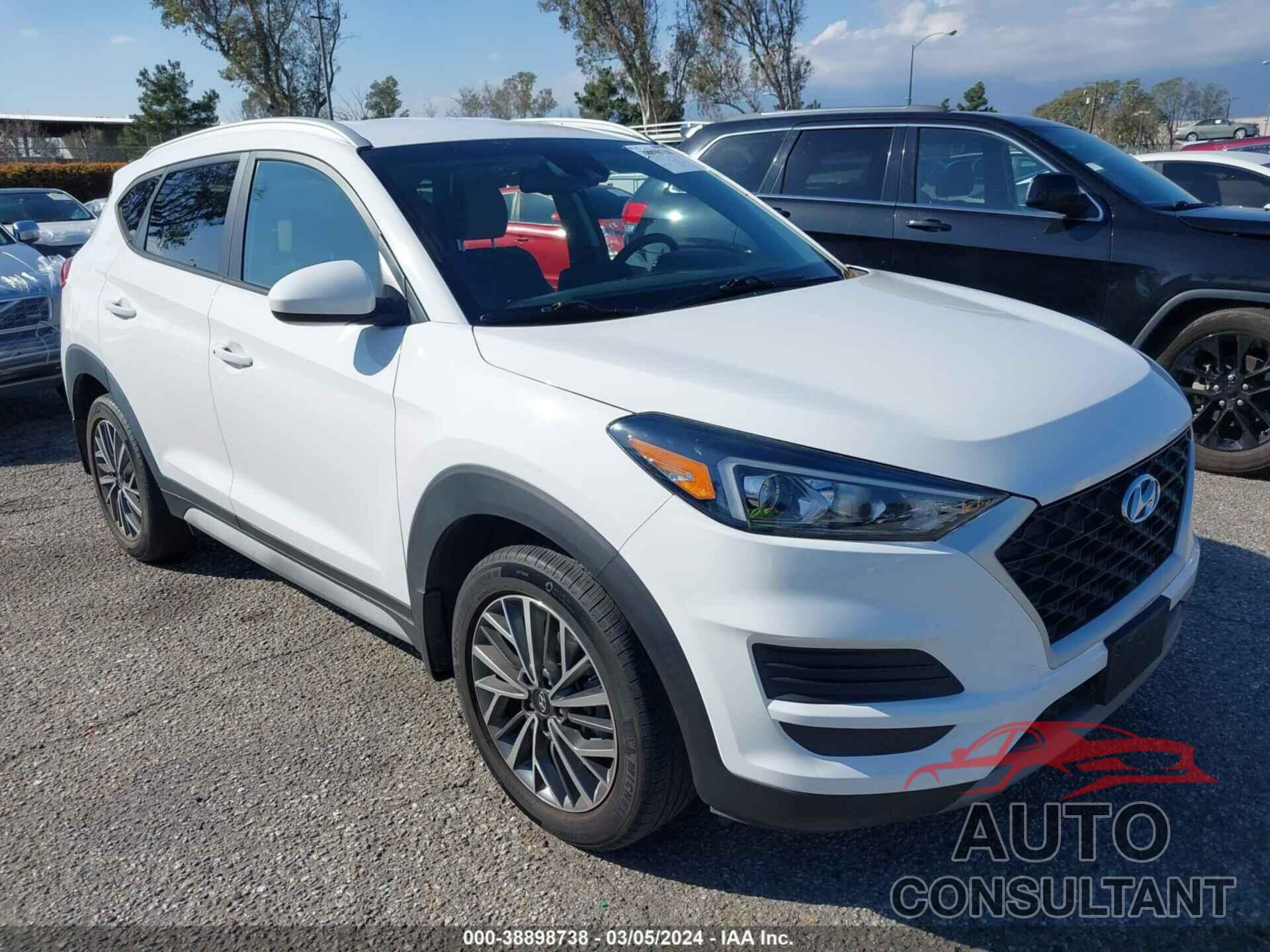 HYUNDAI TUCSON 2019 - KM8J33AL5KU997137