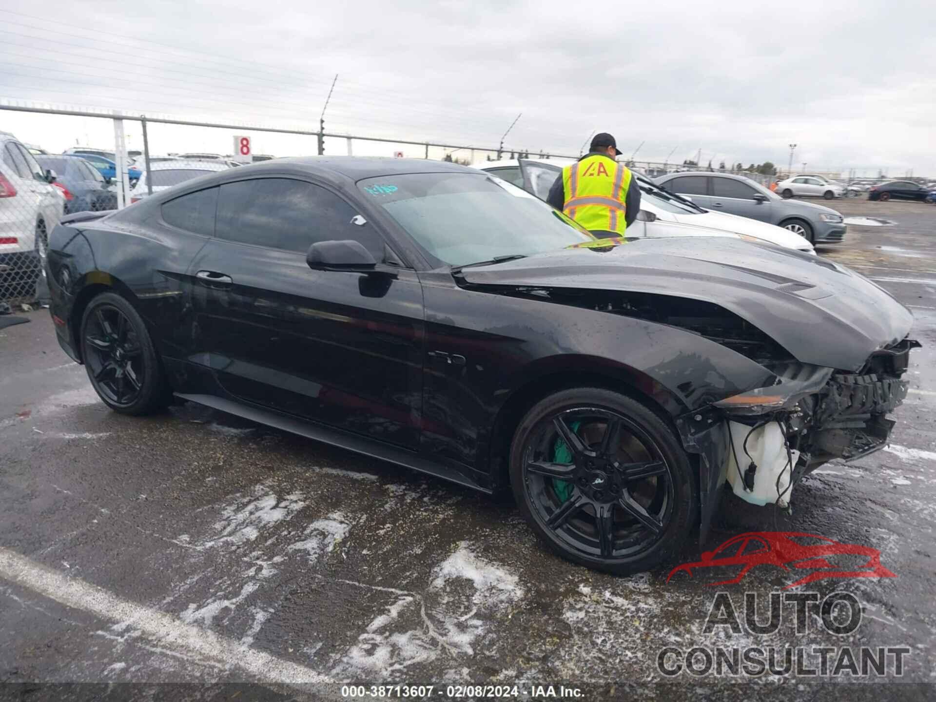 FORD MUSTANG 2018 - 1FA6P8CF8J5105304